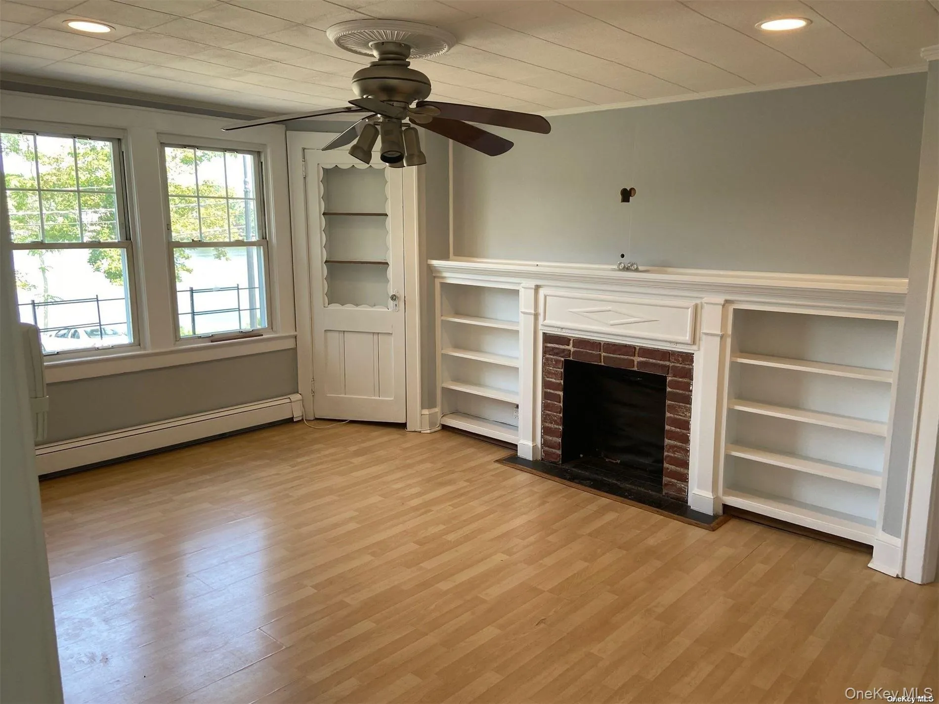 LR with water view LR with water view