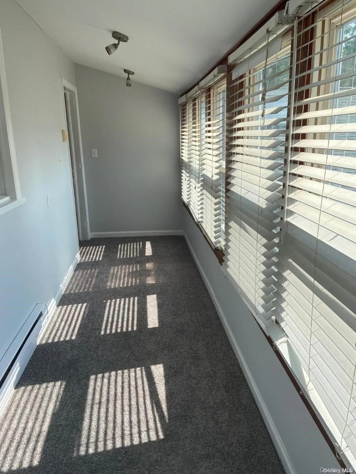 51 Centershore Road, Huntington, NY, 2 Bedrooms Bedrooms, 5 Rooms Rooms,1 BathroomBathrooms,Residential Lease,For Rent,Centershore,0,983295 51 Centershore Road, Huntington, NY, 2 Bedrooms Bedrooms, 5 Rooms Rooms,1 BathroomBathrooms,Residential Lease,For Rent,Centershore,0,983295