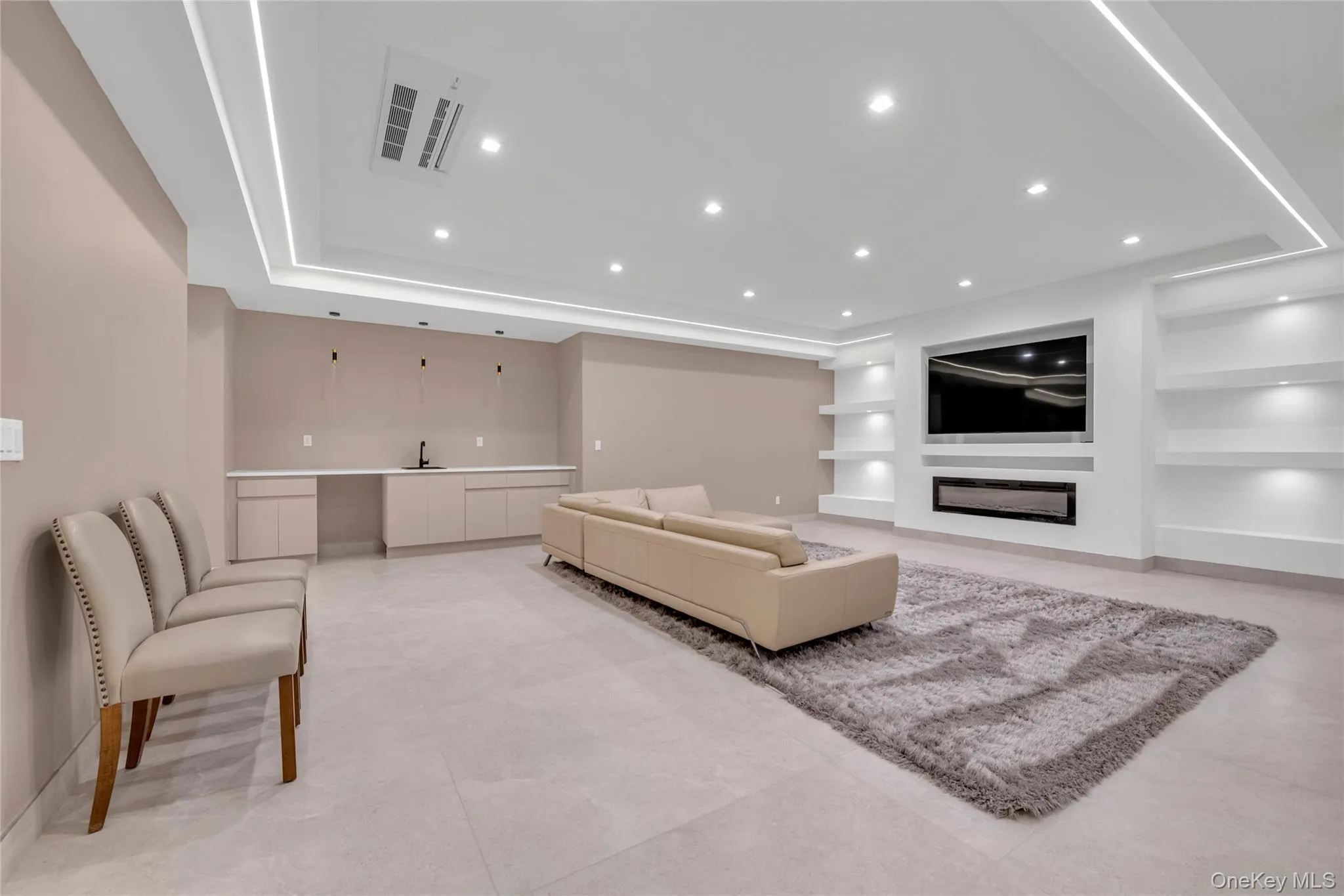 38 Cow Neck Road, North Hempstead, NY, 7 Bedrooms Bedrooms, 16 Rooms Rooms,7 BathroomsBathrooms,Residential,For Rent,Cow Neck,0,983316 38 Cow Neck Road, North Hempstead, NY, 7 Bedrooms Bedrooms, 16 Rooms Rooms,7 BathroomsBathrooms,Residential,For Rent,Cow Neck,0,983316