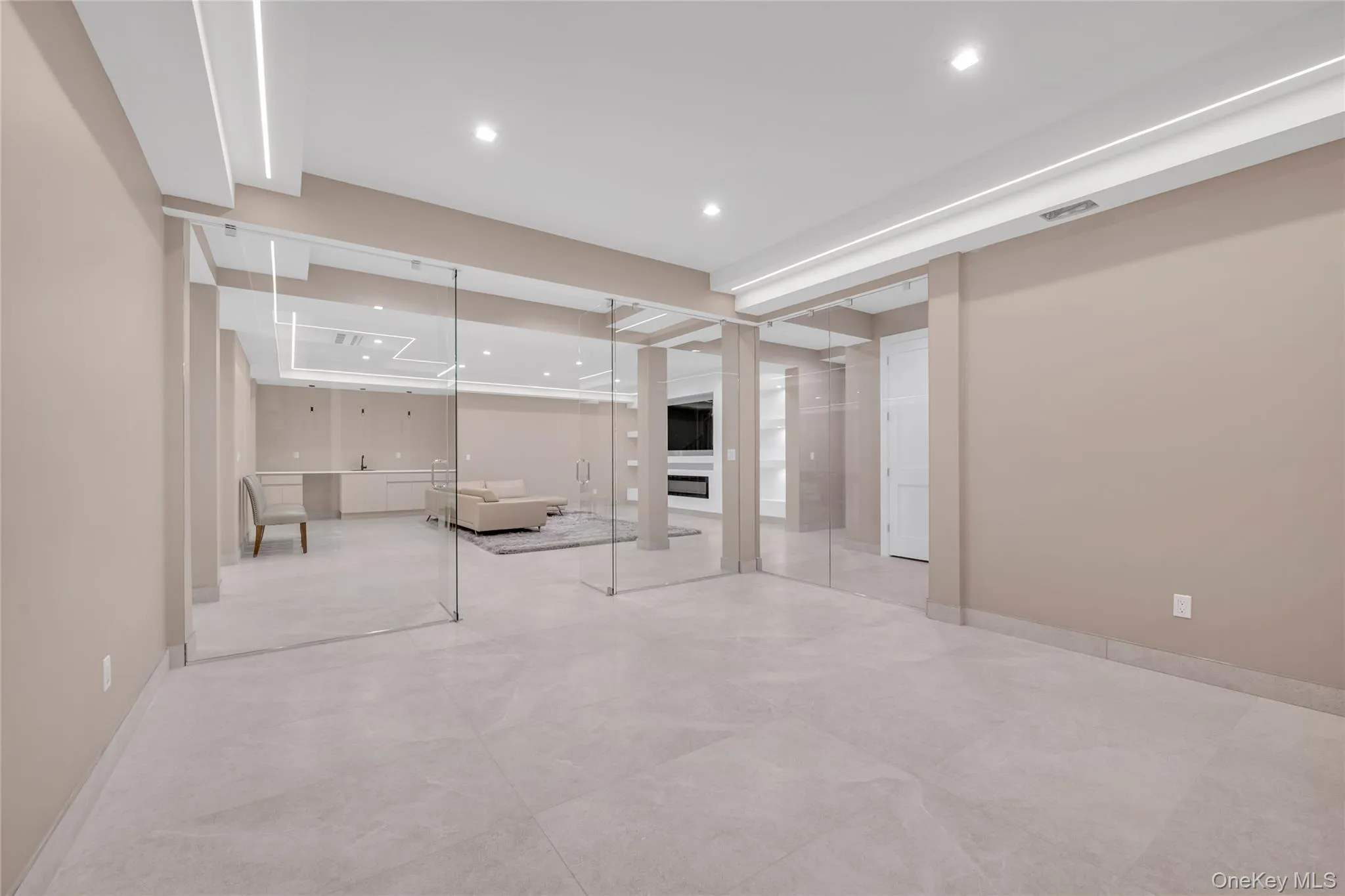 38 Cow Neck Road, North Hempstead, NY, 7 Bedrooms Bedrooms, 16 Rooms Rooms,7 BathroomsBathrooms,Residential,For Rent,Cow Neck,0,983316 38 Cow Neck Road, North Hempstead, NY, 7 Bedrooms Bedrooms, 16 Rooms Rooms,7 BathroomsBathrooms,Residential,For Rent,Cow Neck,0,983316