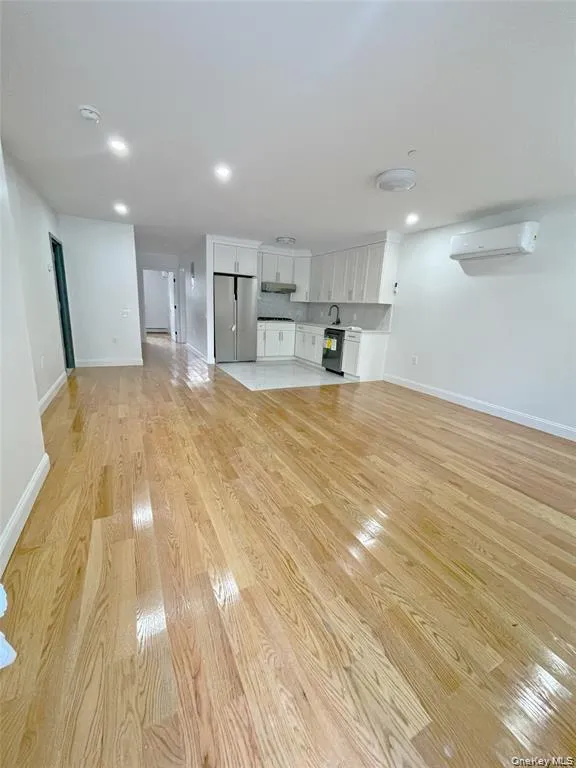 36-XX 171 Street, New York, NY, 3 Bedrooms Bedrooms, 7 Rooms Rooms,2 BathroomsBathrooms,Residential Lease,For Rent,171,0,983317 36-XX 171 Street, New York, NY, 3 Bedrooms Bedrooms, 7 Rooms Rooms,2 BathroomsBathrooms,Residential Lease,For Rent,171,0,983317