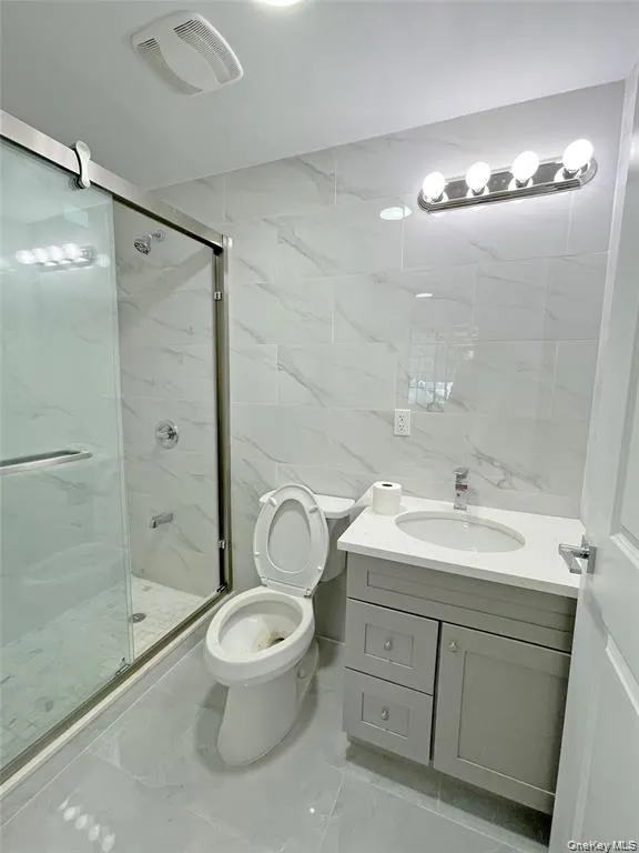 36-XX 171 Street, New York, NY, 3 Bedrooms Bedrooms, 7 Rooms Rooms,2 BathroomsBathrooms,Residential Lease,For Rent,171,0,983317 36-XX 171 Street, New York, NY, 3 Bedrooms Bedrooms, 7 Rooms Rooms,2 BathroomsBathrooms,Residential Lease,For Rent,171,0,983317