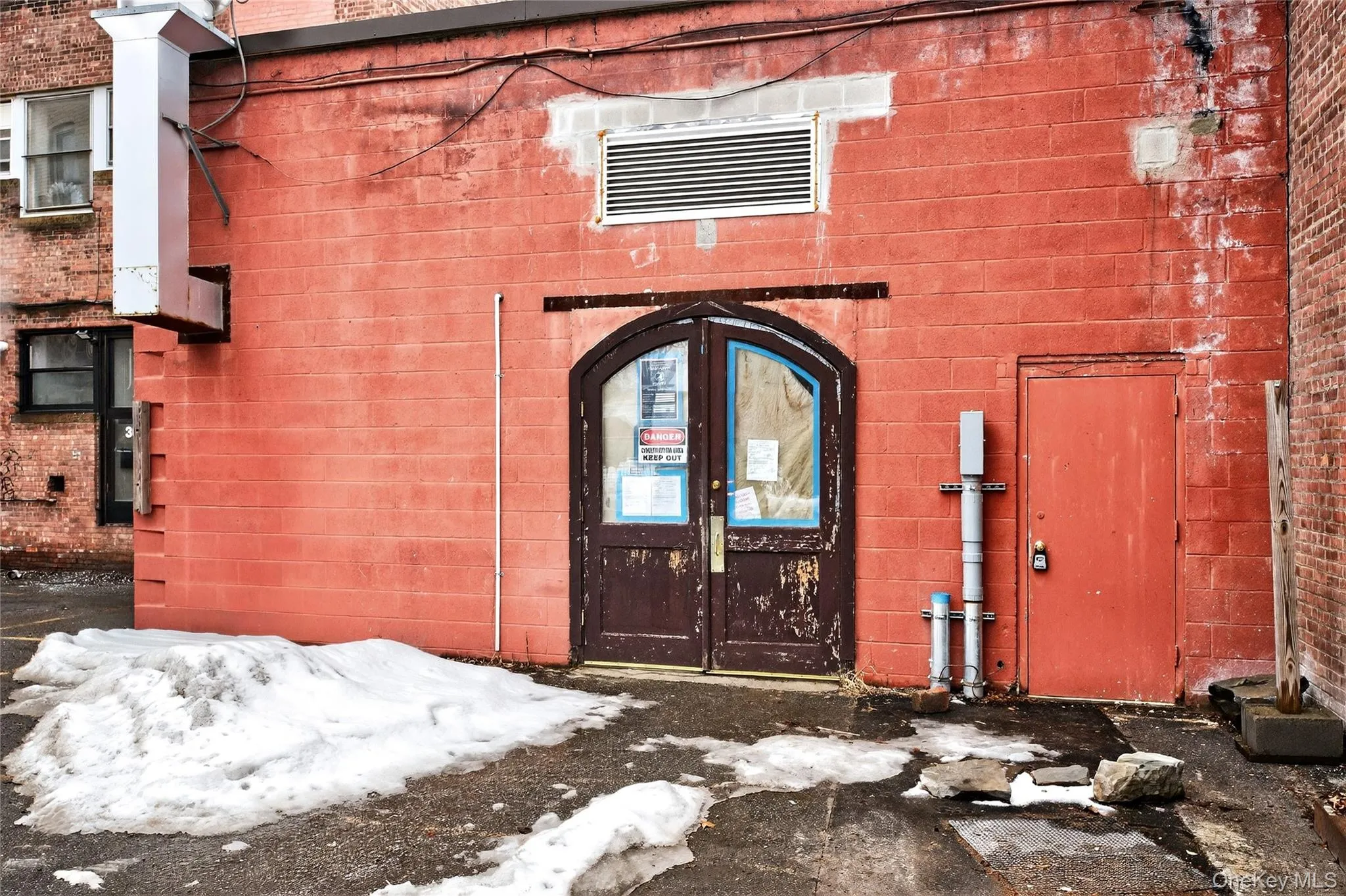 316 Wall Street, Kingston, NY, ,Commercial Lease,For Rent,Wall,0,983326 316 Wall Street, Kingston, NY, ,Commercial Lease,For Rent,Wall,0,983326