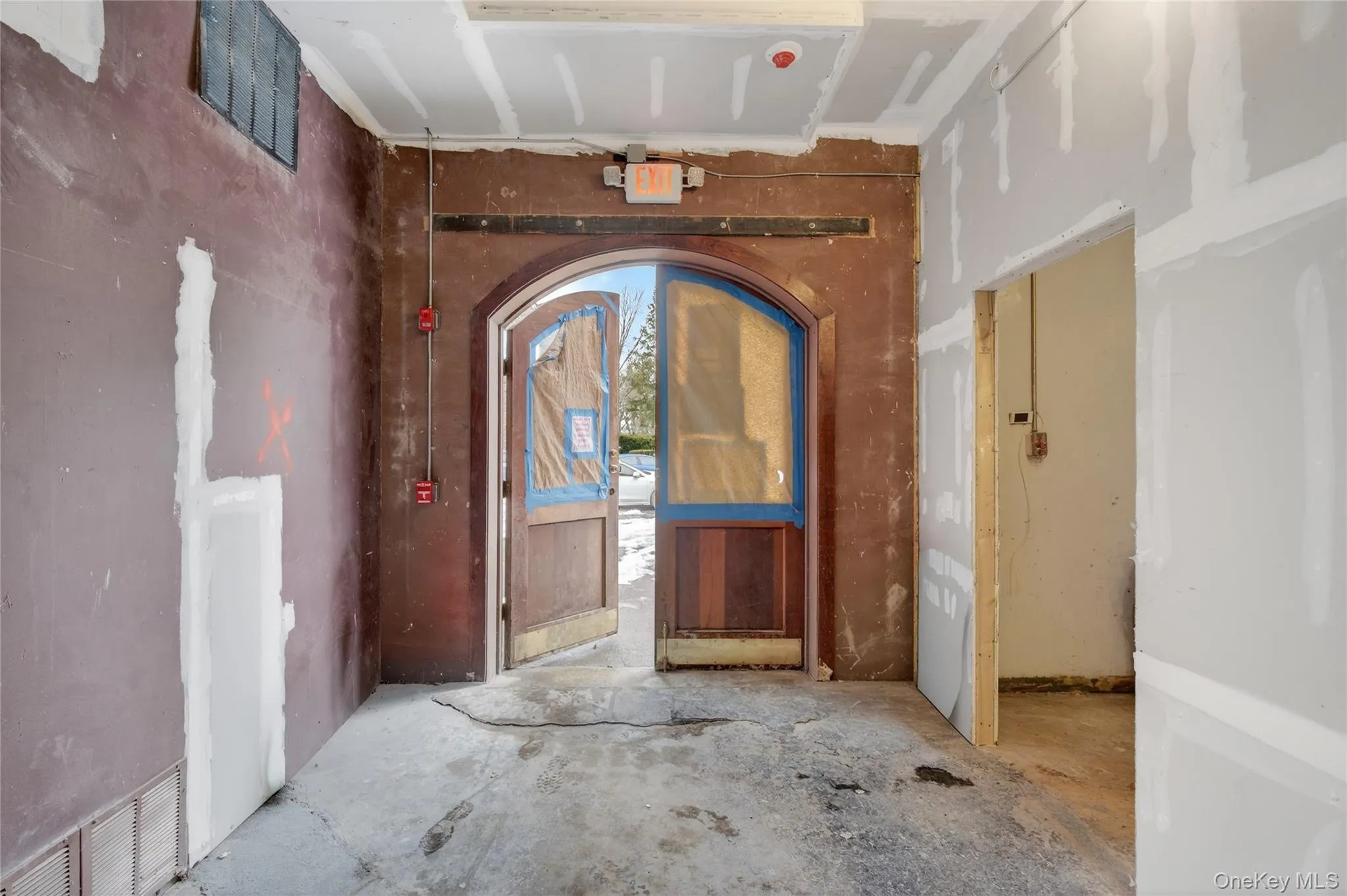 316 Wall Street, Kingston, NY, ,Commercial Lease,For Rent,Wall,0,983326 316 Wall Street, Kingston, NY, ,Commercial Lease,For Rent,Wall,0,983326