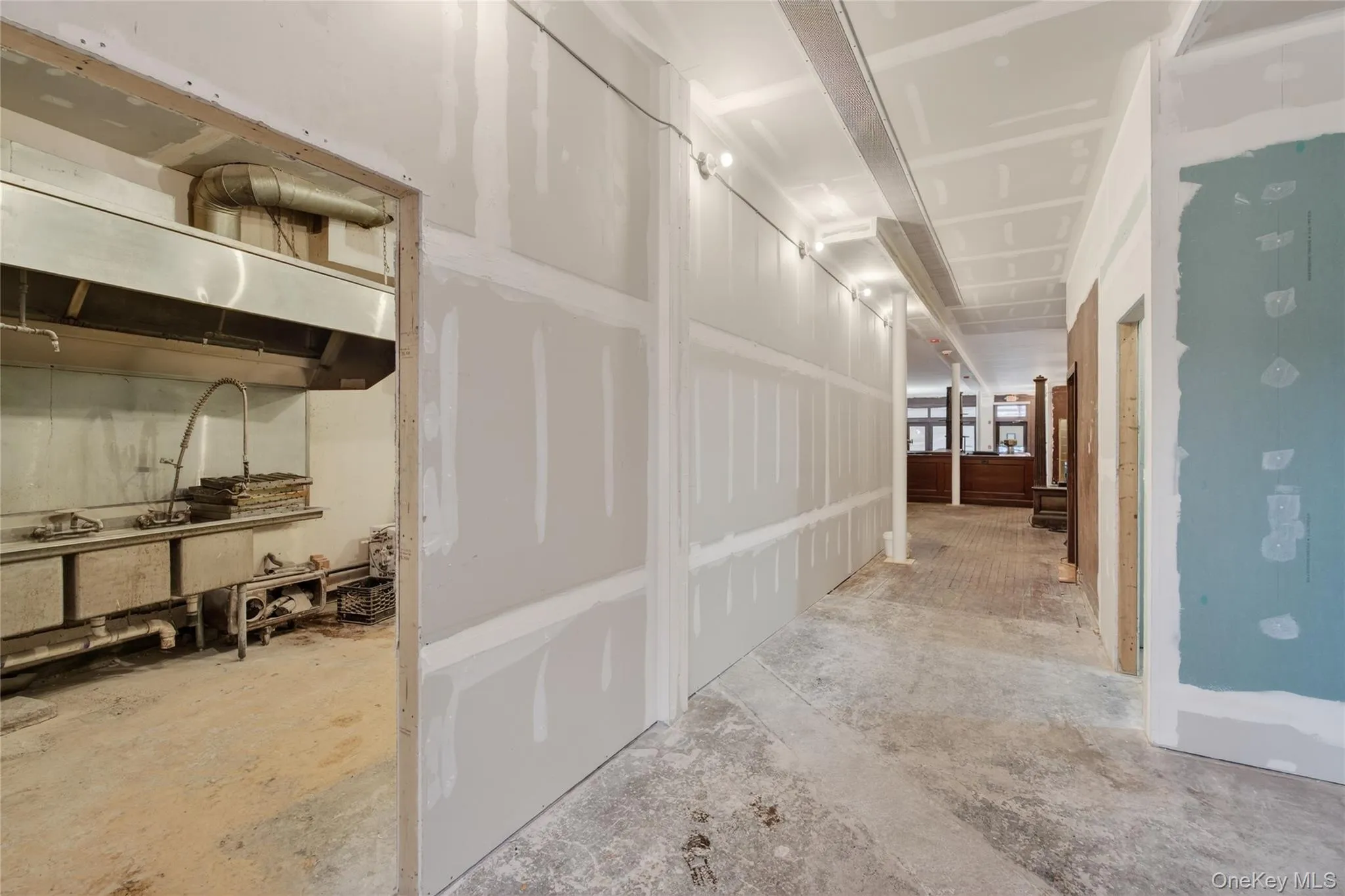 316 Wall Street, Kingston, NY, ,Commercial Lease,For Rent,Wall,0,983326 316 Wall Street, Kingston, NY, ,Commercial Lease,For Rent,Wall,0,983326