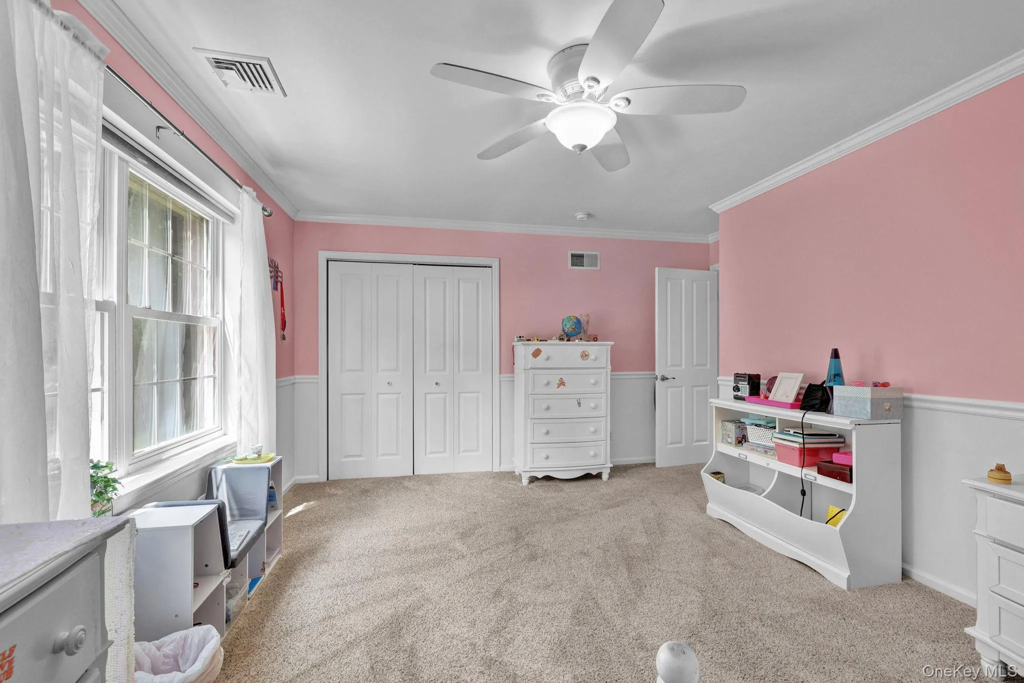 This bedroom also has a large closet This bedroom also has a large closet