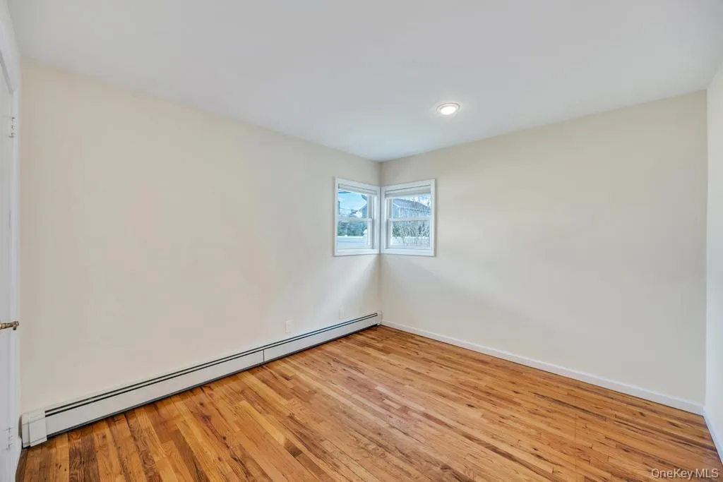 3685 Prairie Path, Oyster Bay, NY, 3 Bedrooms Bedrooms, 8 Rooms Rooms,2 BathroomsBathrooms,Residential Lease,For Rent,Prairie,0,983337 3685 Prairie Path, Oyster Bay, NY, 3 Bedrooms Bedrooms, 8 Rooms Rooms,2 BathroomsBathrooms,Residential Lease,For Rent,Prairie,0,983337