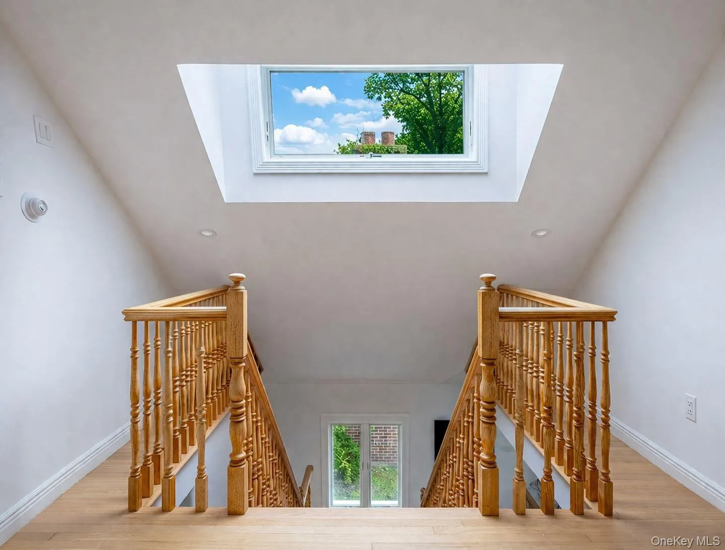 8535 Midland Parkway, New York, NY, 3 Bedrooms Bedrooms, 7 Rooms Rooms,2 BathroomsBathrooms,Residential,For Rent,Midland,0,983339 8535 Midland Parkway, New York, NY, 3 Bedrooms Bedrooms, 7 Rooms Rooms,2 BathroomsBathrooms,Residential,For Rent,Midland,0,983339
