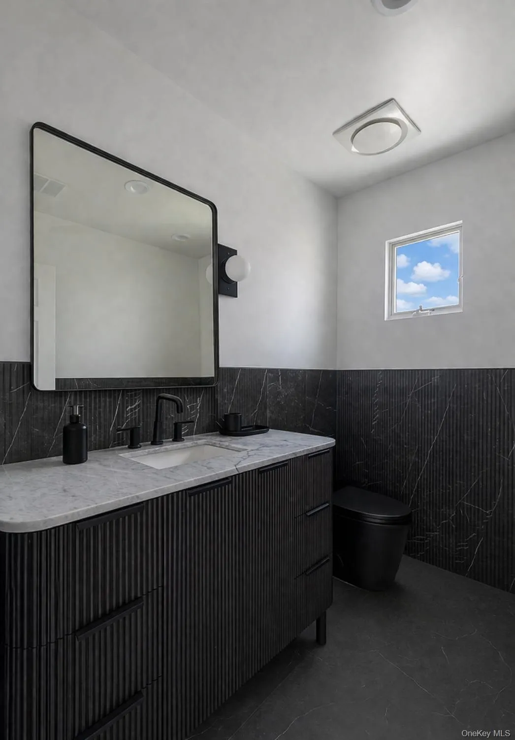 8535 Midland Parkway, New York, NY, 3 Bedrooms Bedrooms, 7 Rooms Rooms,2 BathroomsBathrooms,Residential,For Rent,Midland,0,983339 8535 Midland Parkway, New York, NY, 3 Bedrooms Bedrooms, 7 Rooms Rooms,2 BathroomsBathrooms,Residential,For Rent,Midland,0,983339