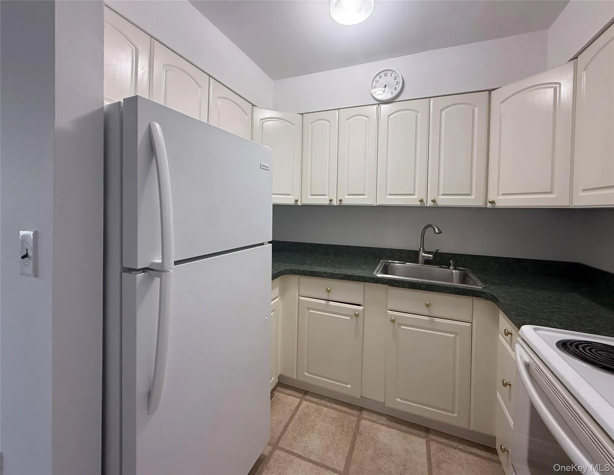 1000 9th Street, Southold, NY, 1 Bedroom Bedrooms, 4 Rooms Rooms,1 BathroomBathrooms,Residential Lease,For Rent,9th,0,983346 1000 9th Street, Southold, NY, 1 Bedroom Bedrooms, 4 Rooms Rooms,1 BathroomBathrooms,Residential Lease,For Rent,9th,0,983346