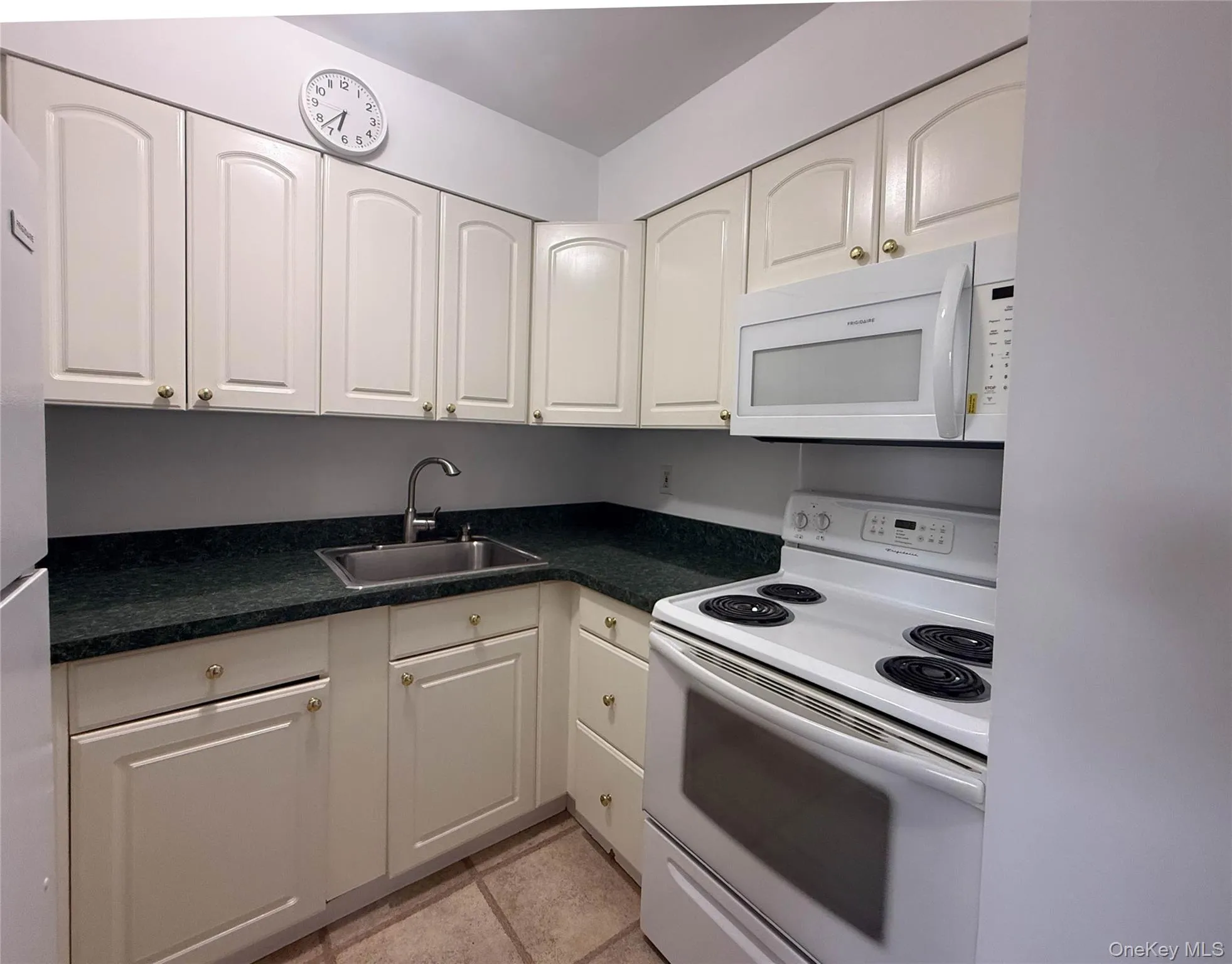 1000 9th Street, Southold, NY, 1 Bedroom Bedrooms, 4 Rooms Rooms,1 BathroomBathrooms,Residential Lease,For Rent,9th,0,983346 1000 9th Street, Southold, NY, 1 Bedroom Bedrooms, 4 Rooms Rooms,1 BathroomBathrooms,Residential Lease,For Rent,9th,0,983346