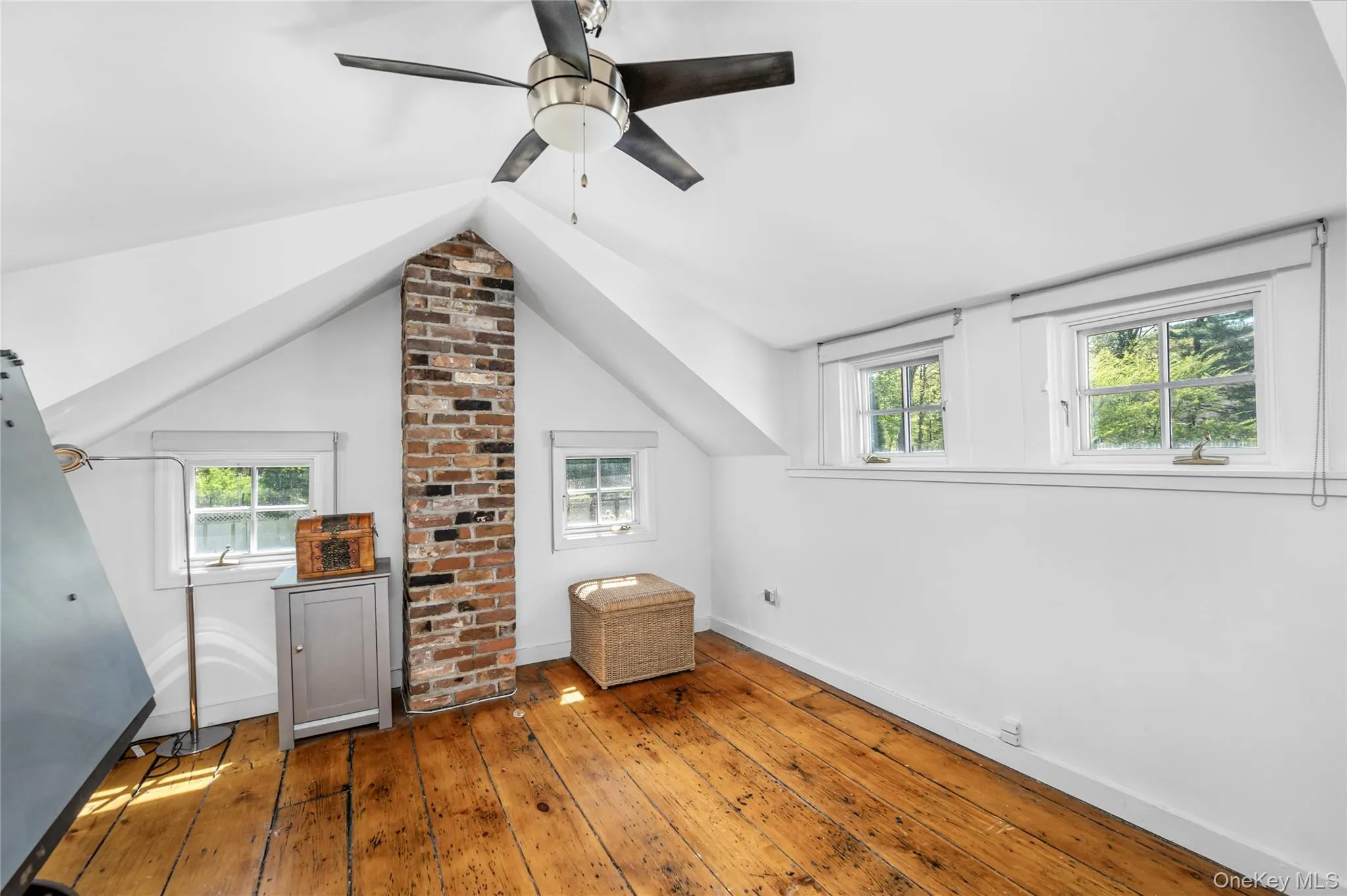 197 Route 9W, Orangetown, NY, 3 Bedrooms Bedrooms, 7 Rooms Rooms,2 BathroomsBathrooms,Residential Lease,For Rent,Route 9W,0,983349 197 Route 9W, Orangetown, NY, 3 Bedrooms Bedrooms, 7 Rooms Rooms,2 BathroomsBathrooms,Residential Lease,For Rent,Route 9W,0,983349