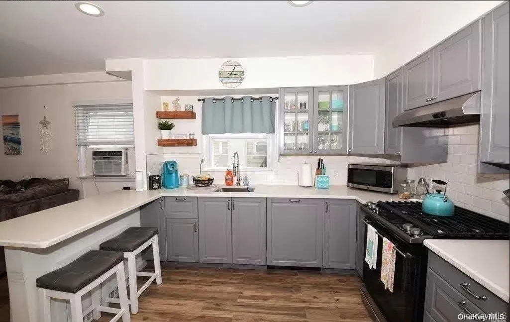 113 Harding Avenue, Long Beach, NY, 2 Bedrooms Bedrooms, 4 Rooms Rooms,1 BathroomBathrooms,Residential Lease,For Rent,Harding,0,983359 113 Harding Avenue, Long Beach, NY, 2 Bedrooms Bedrooms, 4 Rooms Rooms,1 BathroomBathrooms,Residential Lease,For Rent,Harding,0,983359