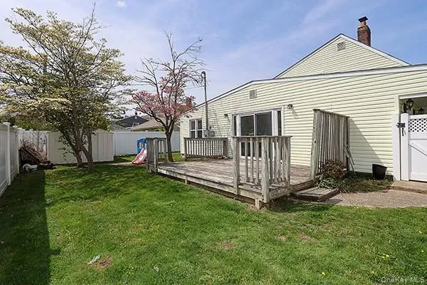 48 Link Lane, Oyster Bay, NY, 4 Bedrooms Bedrooms, 9 Rooms Rooms,2 BathroomsBathrooms,Residential Lease,For Rent,Link,0,983374 48 Link Lane, Oyster Bay, NY, 4 Bedrooms Bedrooms, 9 Rooms Rooms,2 BathroomsBathrooms,Residential Lease,For Rent,Link,0,983374