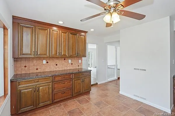 48 Link Lane, Oyster Bay, NY, 4 Bedrooms Bedrooms, 9 Rooms Rooms,2 BathroomsBathrooms,Residential Lease,For Rent,Link,0,983374 48 Link Lane, Oyster Bay, NY, 4 Bedrooms Bedrooms, 9 Rooms Rooms,2 BathroomsBathrooms,Residential Lease,For Rent,Link,0,983374