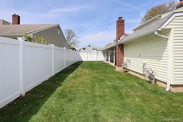 48 Link Lane, Oyster Bay, NY, 4 Bedrooms Bedrooms, 9 Rooms Rooms,2 BathroomsBathrooms,Residential Lease,For Rent,Link,0,983374 48 Link Lane, Oyster Bay, NY, 4 Bedrooms Bedrooms, 9 Rooms Rooms,2 BathroomsBathrooms,Residential Lease,For Rent,Link,0,983374