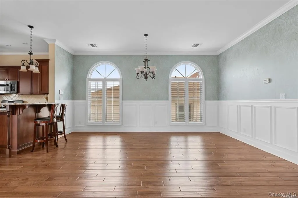 434 Broadway, Long Beach, NY, 3 Bedrooms Bedrooms, 6 Rooms Rooms,2 BathroomsBathrooms,Residential Lease,For Rent,Broadway,0,983378 434 Broadway, Long Beach, NY, 3 Bedrooms Bedrooms, 6 Rooms Rooms,2 BathroomsBathrooms,Residential Lease,For Rent,Broadway,0,983378