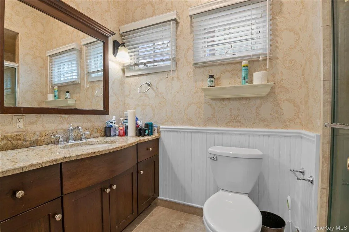 434 Broadway, Long Beach, NY, 3 Bedrooms Bedrooms, 6 Rooms Rooms,2 BathroomsBathrooms,Residential Lease,For Rent,Broadway,0,983378 434 Broadway, Long Beach, NY, 3 Bedrooms Bedrooms, 6 Rooms Rooms,2 BathroomsBathrooms,Residential Lease,For Rent,Broadway,0,983378