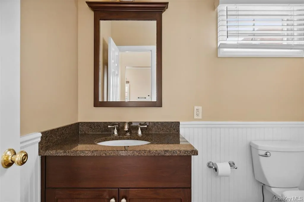 434 Broadway, Long Beach, NY, 3 Bedrooms Bedrooms, 6 Rooms Rooms,2 BathroomsBathrooms,Residential Lease,For Rent,Broadway,0,983378 434 Broadway, Long Beach, NY, 3 Bedrooms Bedrooms, 6 Rooms Rooms,2 BathroomsBathrooms,Residential Lease,For Rent,Broadway,0,983378