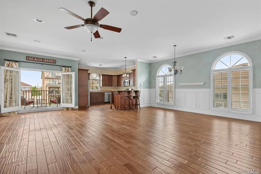 434 Broadway, Long Beach, NY, 3 Bedrooms Bedrooms, 6 Rooms Rooms,2 BathroomsBathrooms,Residential Lease,For Rent,Broadway,0,983378 434 Broadway, Long Beach, NY, 3 Bedrooms Bedrooms, 6 Rooms Rooms,2 BathroomsBathrooms,Residential Lease,For Rent,Broadway,0,983378