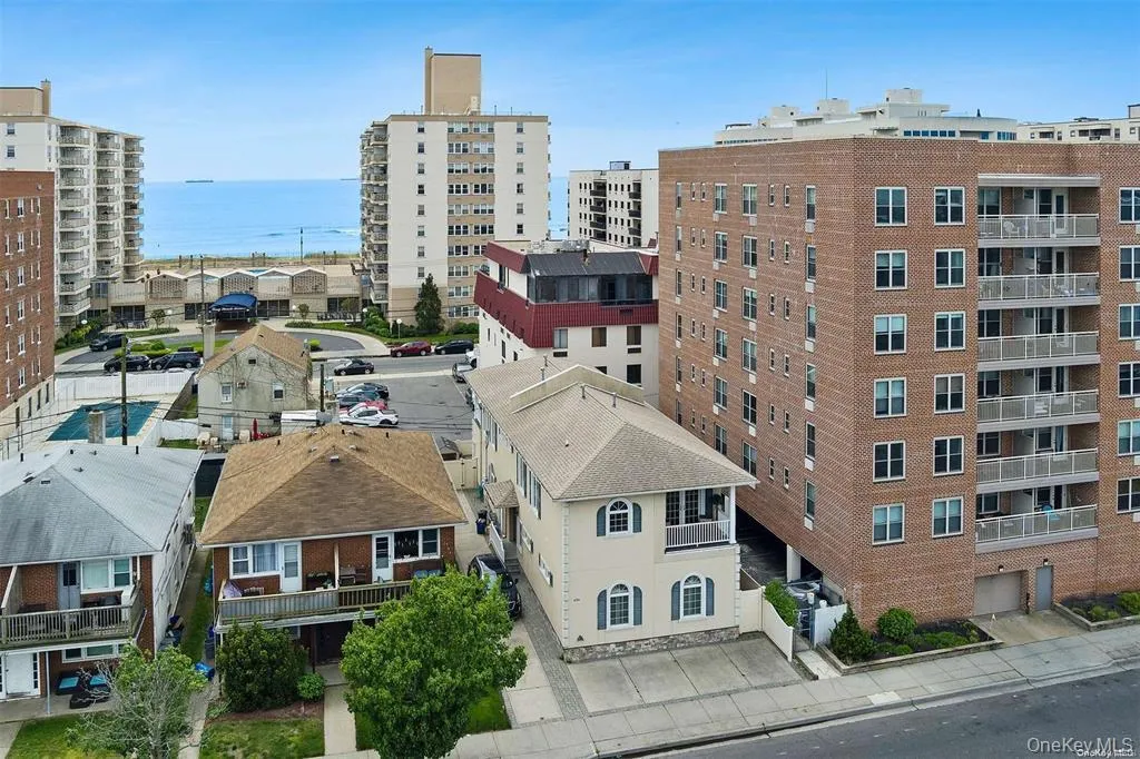 434 Broadway, Long Beach, NY, 3 Bedrooms Bedrooms, 6 Rooms Rooms,2 BathroomsBathrooms,Residential Lease,For Rent,Broadway,0,983378 434 Broadway, Long Beach, NY, 3 Bedrooms Bedrooms, 6 Rooms Rooms,2 BathroomsBathrooms,Residential Lease,For Rent,Broadway,0,983378