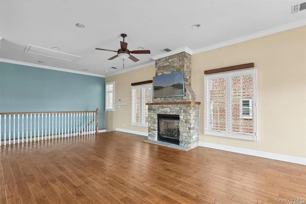 434 Broadway, Long Beach, NY, 3 Bedrooms Bedrooms, 6 Rooms Rooms,2 BathroomsBathrooms,Residential Lease,For Rent,Broadway,0,983378 434 Broadway, Long Beach, NY, 3 Bedrooms Bedrooms, 6 Rooms Rooms,2 BathroomsBathrooms,Residential Lease,For Rent,Broadway,0,983378