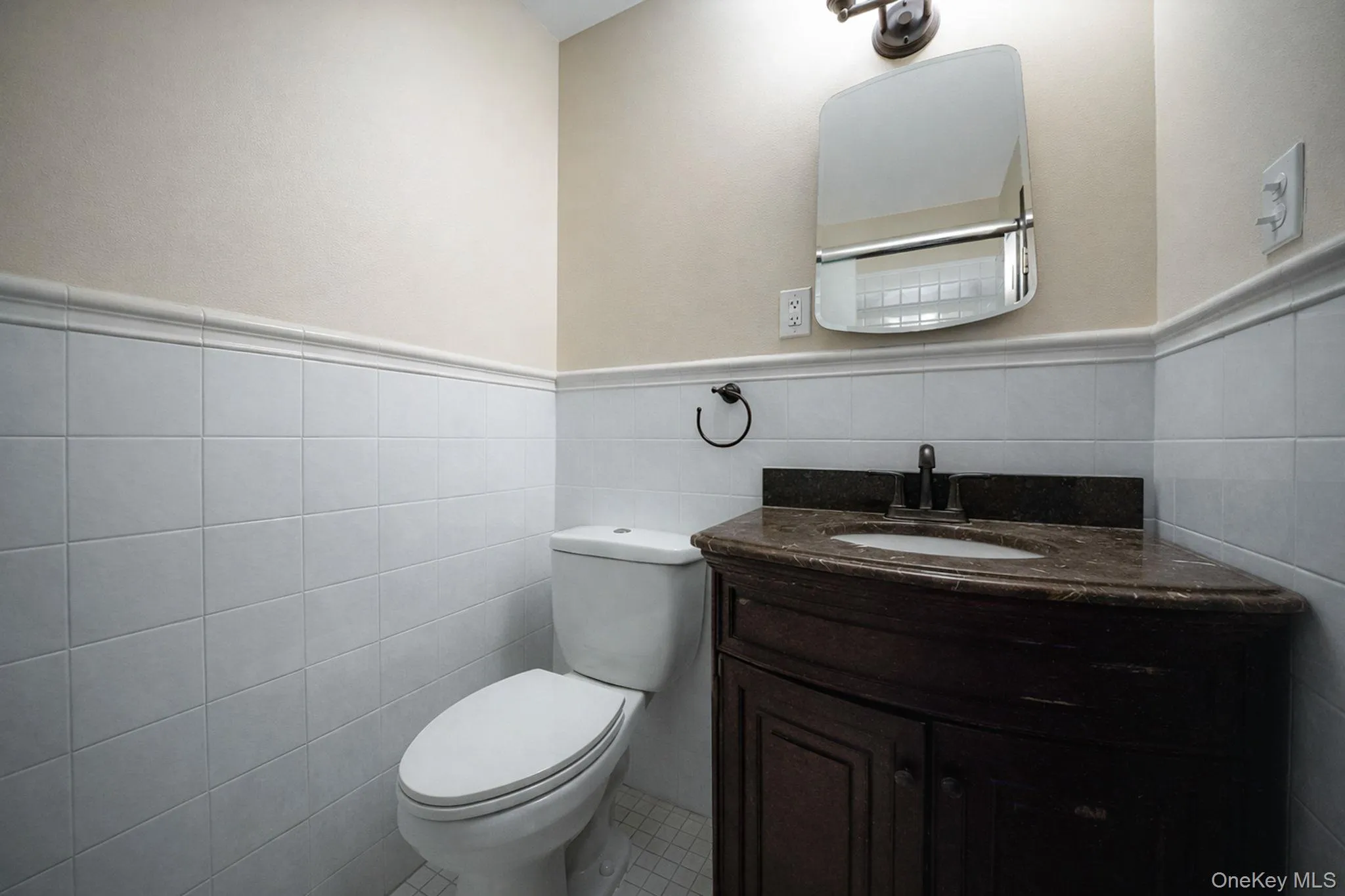 45 Roslyn Road, North Hempstead, NY, 5 Bedrooms Bedrooms, 9 Rooms Rooms,3 BathroomsBathrooms,Residential,For Rent,Roslyn,0,983379 45 Roslyn Road, North Hempstead, NY, 5 Bedrooms Bedrooms, 9 Rooms Rooms,3 BathroomsBathrooms,Residential,For Rent,Roslyn,0,983379