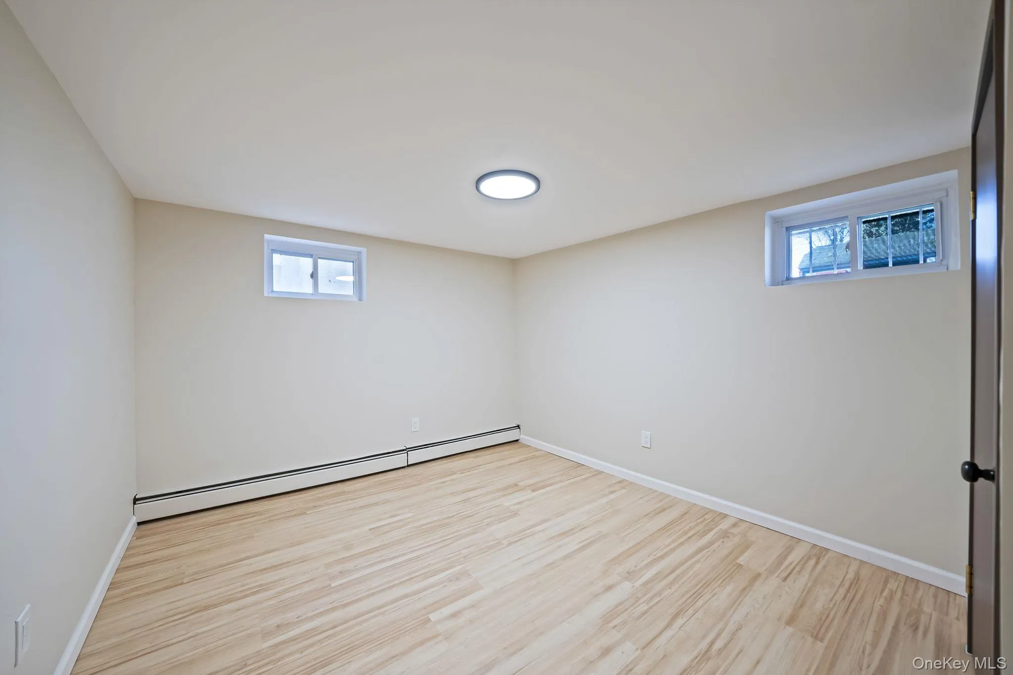 45 Roslyn Road, North Hempstead, NY, 5 Bedrooms Bedrooms, 9 Rooms Rooms,3 BathroomsBathrooms,Residential,For Rent,Roslyn,0,983379 45 Roslyn Road, North Hempstead, NY, 5 Bedrooms Bedrooms, 9 Rooms Rooms,3 BathroomsBathrooms,Residential,For Rent,Roslyn,0,983379