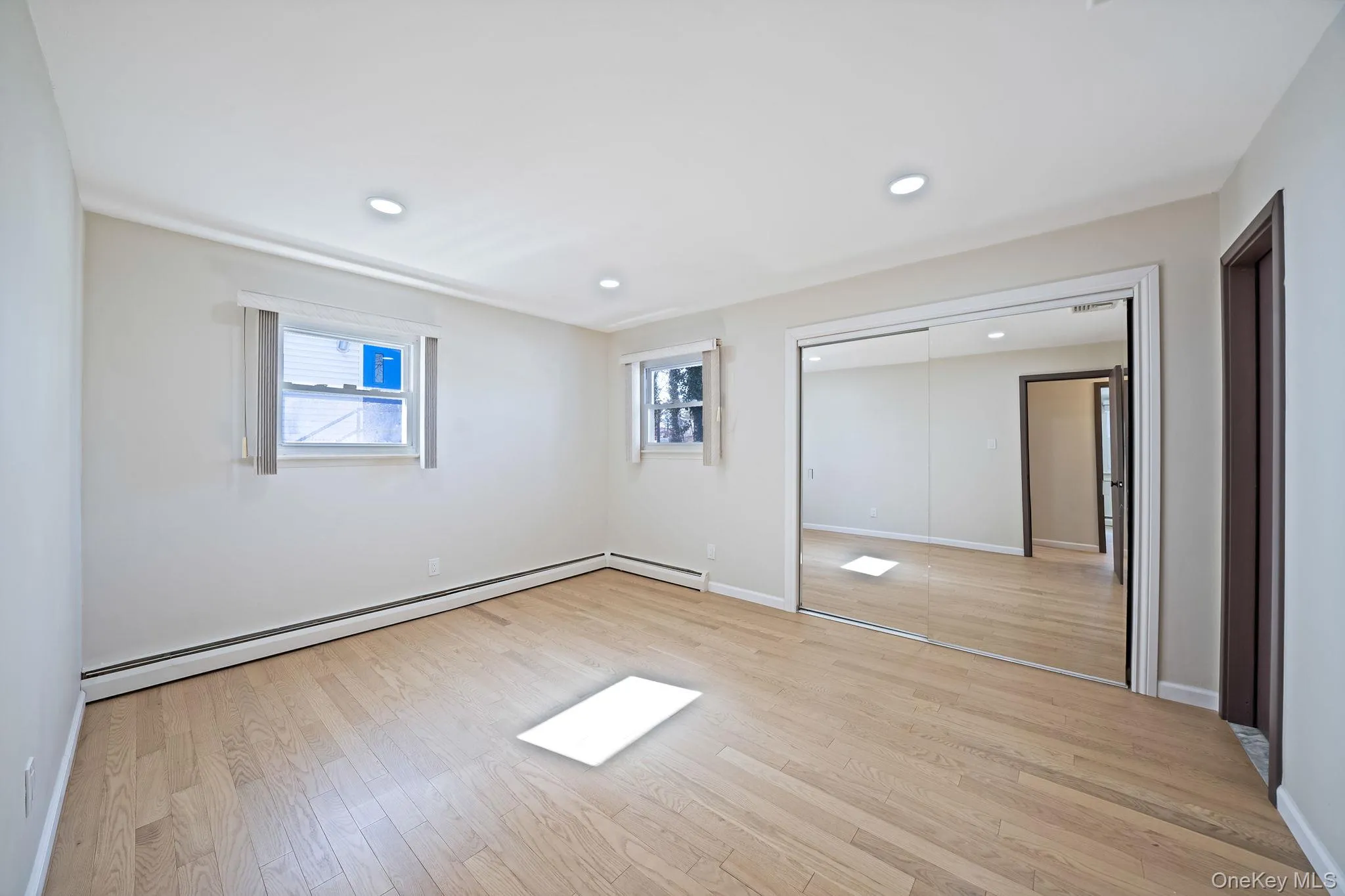 45 Roslyn Road, North Hempstead, NY, 5 Bedrooms Bedrooms, 9 Rooms Rooms,3 BathroomsBathrooms,Residential,For Rent,Roslyn,0,983379 45 Roslyn Road, North Hempstead, NY, 5 Bedrooms Bedrooms, 9 Rooms Rooms,3 BathroomsBathrooms,Residential,For Rent,Roslyn,0,983379
