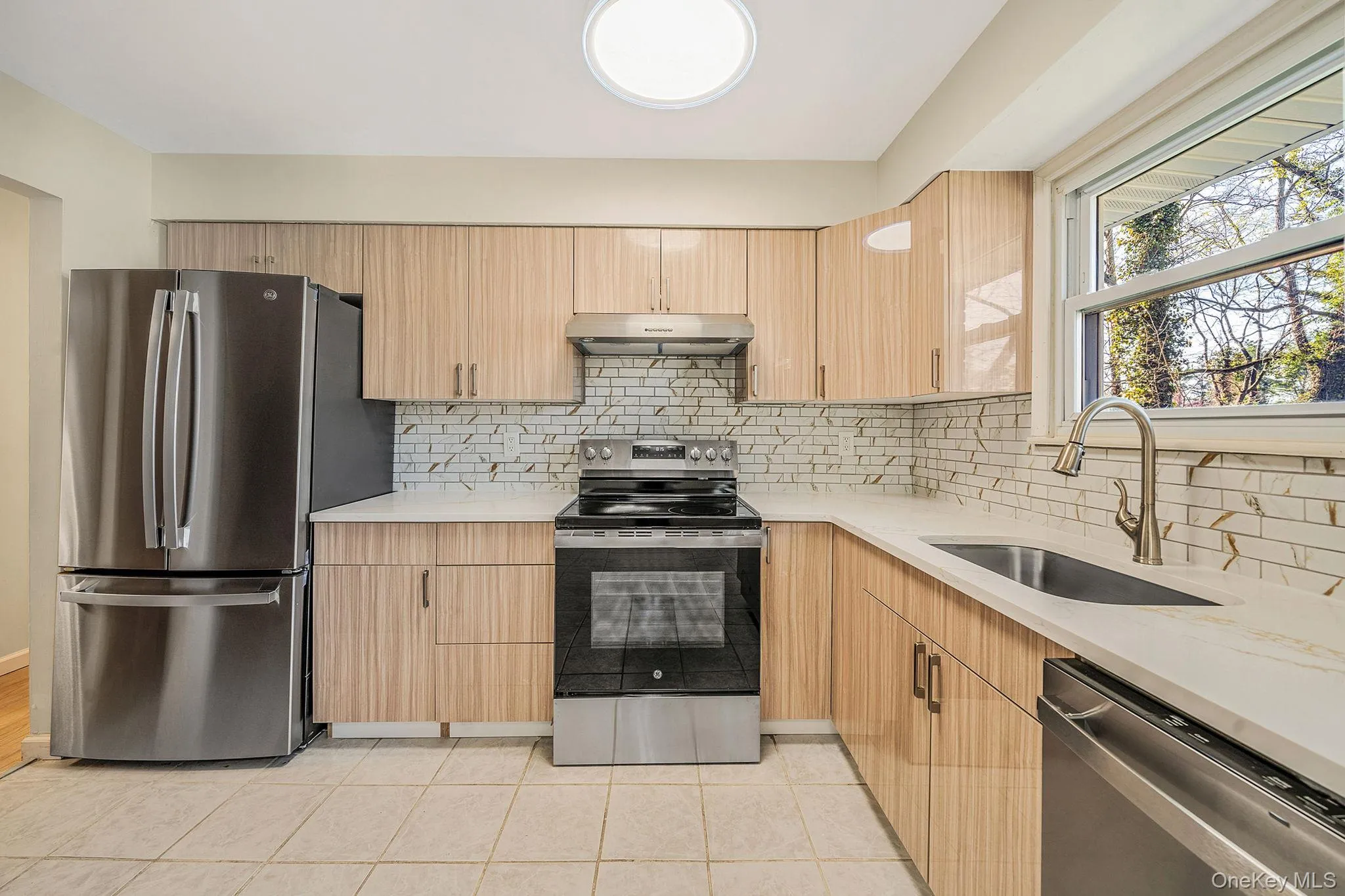 45 Roslyn Road, North Hempstead, NY, 5 Bedrooms Bedrooms, 9 Rooms Rooms,3 BathroomsBathrooms,Residential,For Rent,Roslyn,0,983379 45 Roslyn Road, North Hempstead, NY, 5 Bedrooms Bedrooms, 9 Rooms Rooms,3 BathroomsBathrooms,Residential,For Rent,Roslyn,0,983379