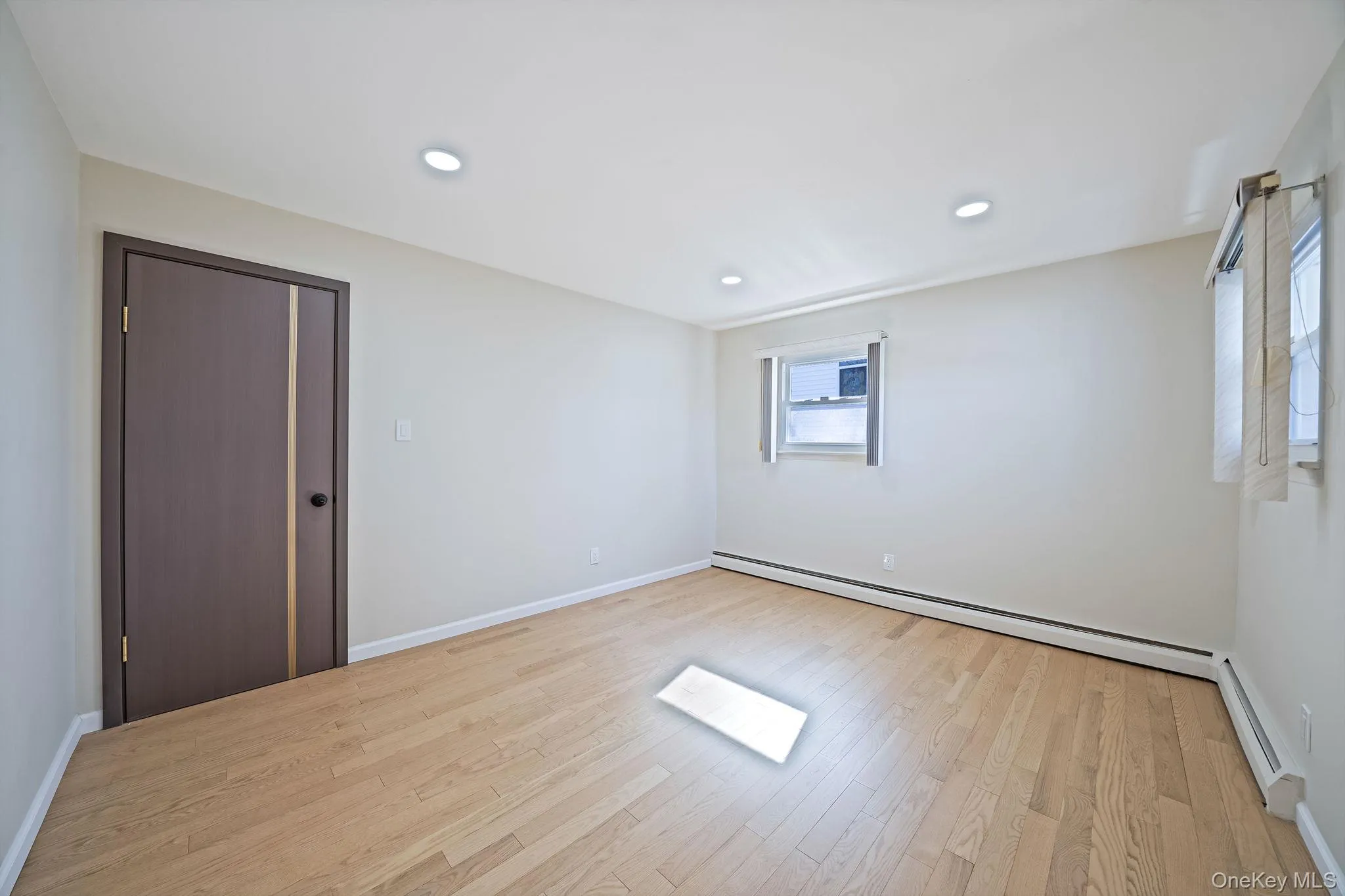 45 Roslyn Road, North Hempstead, NY, 5 Bedrooms Bedrooms, 9 Rooms Rooms,3 BathroomsBathrooms,Residential,For Rent,Roslyn,0,983379 45 Roslyn Road, North Hempstead, NY, 5 Bedrooms Bedrooms, 9 Rooms Rooms,3 BathroomsBathrooms,Residential,For Rent,Roslyn,0,983379