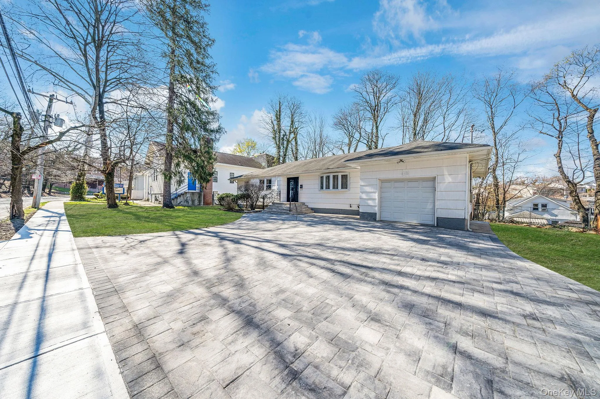 45 Roslyn Road, North Hempstead, NY, 5 Bedrooms Bedrooms, 9 Rooms Rooms,3 BathroomsBathrooms,Residential,For Rent,Roslyn,0,983379 45 Roslyn Road, North Hempstead, NY, 5 Bedrooms Bedrooms, 9 Rooms Rooms,3 BathroomsBathrooms,Residential,For Rent,Roslyn,0,983379