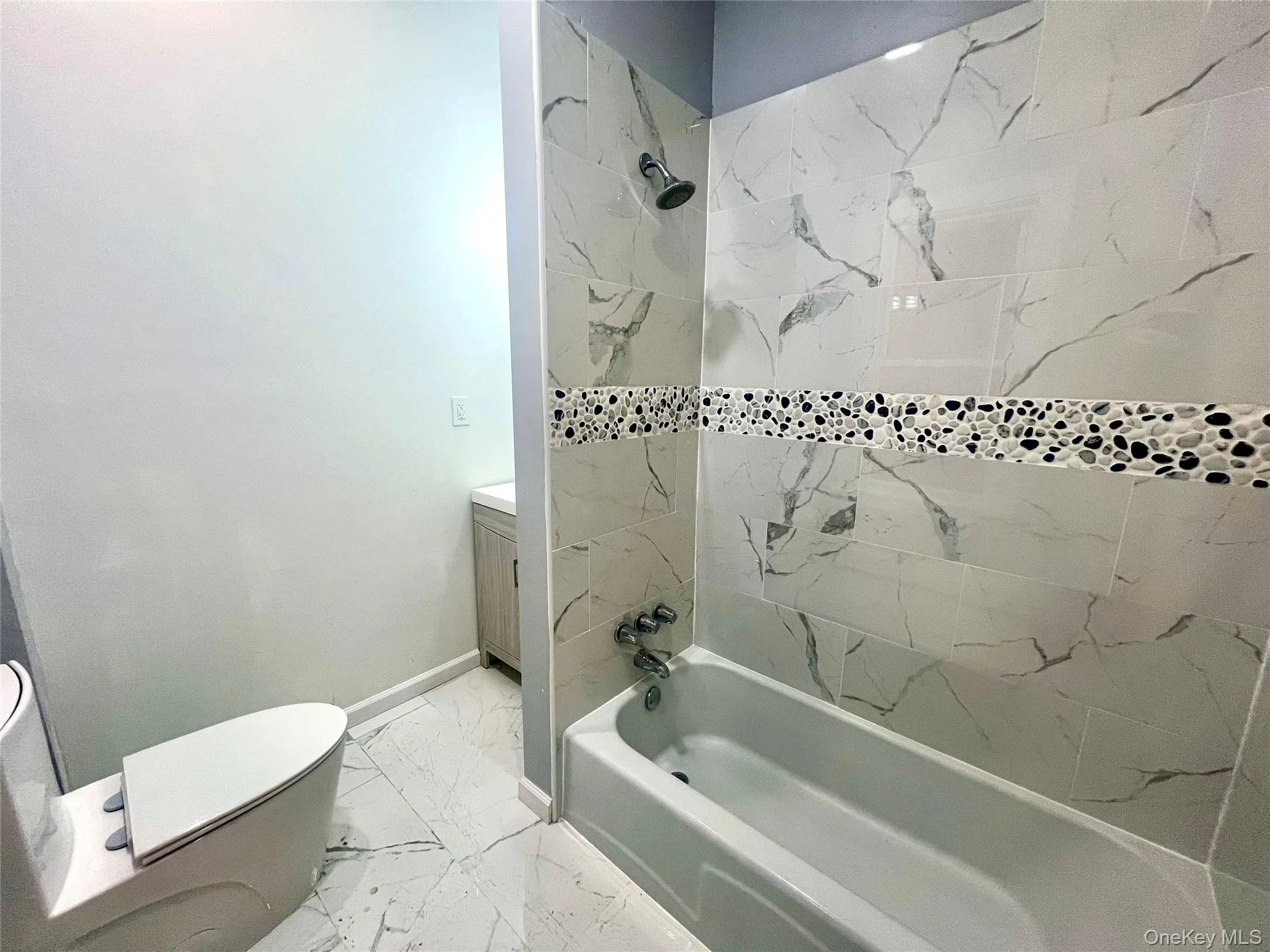 17 Academy Avenue, Middletown, NY, 2 Bedrooms Bedrooms, 5 Rooms Rooms,1 BathroomBathrooms,Residential Lease,For Rent,Academy,0,983384 17 Academy Avenue, Middletown, NY, 2 Bedrooms Bedrooms, 5 Rooms Rooms,1 BathroomBathrooms,Residential Lease,For Rent,Academy,0,983384