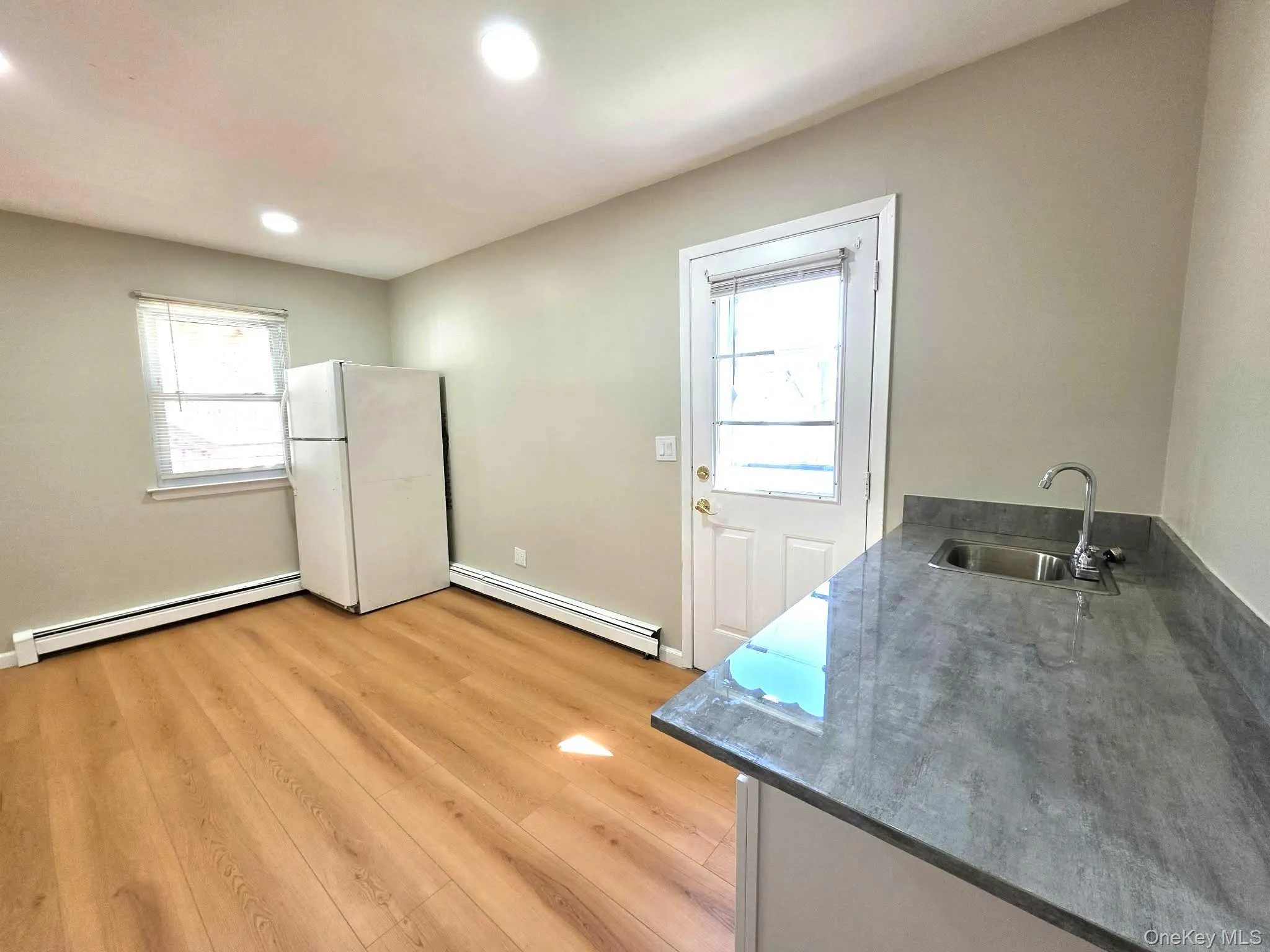 308 Browns Road, Smithtown, NY, 5 Bedrooms Bedrooms, 10 Rooms Rooms,3 BathroomsBathrooms,Residential Lease,For Rent,Browns,0,983387 308 Browns Road, Smithtown, NY, 5 Bedrooms Bedrooms, 10 Rooms Rooms,3 BathroomsBathrooms,Residential Lease,For Rent,Browns,0,983387