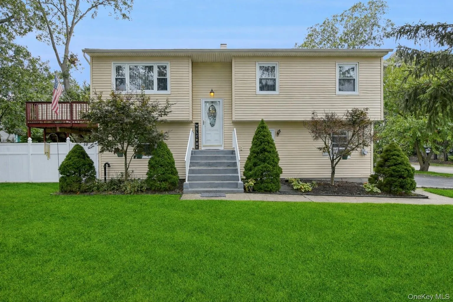 308 Browns Road, Smithtown, NY, 5 Bedrooms Bedrooms, 10 Rooms Rooms,3 BathroomsBathrooms,Residential Lease,For Rent,Browns,0,983387 308 Browns Road, Smithtown, NY, 5 Bedrooms Bedrooms, 10 Rooms Rooms,3 BathroomsBathrooms,Residential Lease,For Rent,Browns,0,983387
