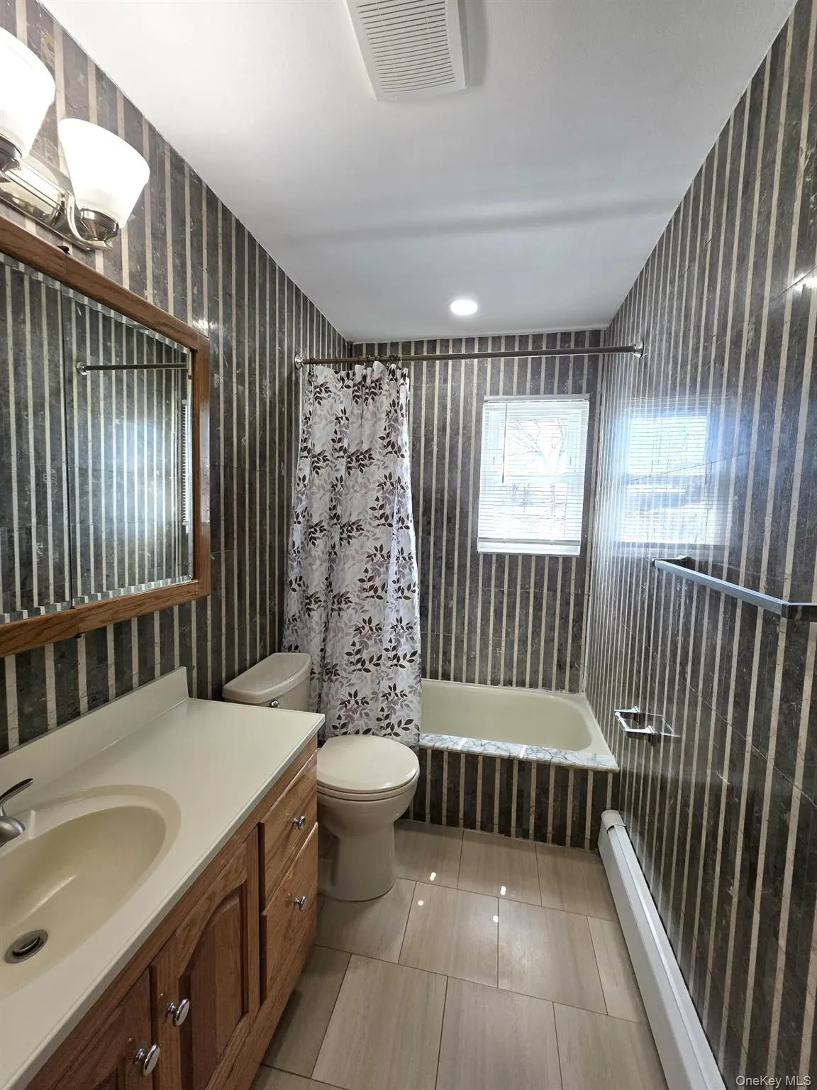 308 Browns Road, Smithtown, NY, 5 Bedrooms Bedrooms, 10 Rooms Rooms,3 BathroomsBathrooms,Residential Lease,For Rent,Browns,0,983387 308 Browns Road, Smithtown, NY, 5 Bedrooms Bedrooms, 10 Rooms Rooms,3 BathroomsBathrooms,Residential Lease,For Rent,Browns,0,983387