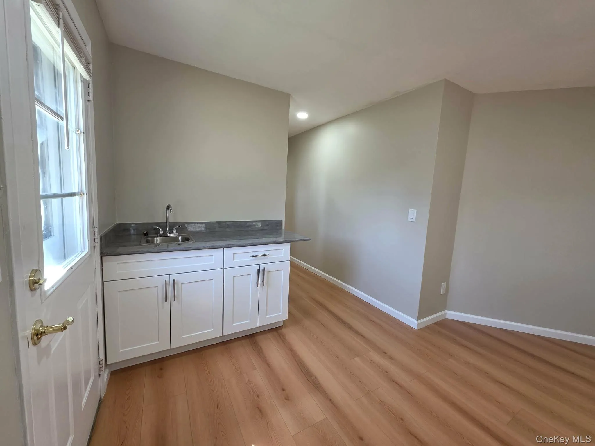 308 Browns Road, Smithtown, NY, 5 Bedrooms Bedrooms, 10 Rooms Rooms,3 BathroomsBathrooms,Residential Lease,For Rent,Browns,0,983387 308 Browns Road, Smithtown, NY, 5 Bedrooms Bedrooms, 10 Rooms Rooms,3 BathroomsBathrooms,Residential Lease,For Rent,Browns,0,983387