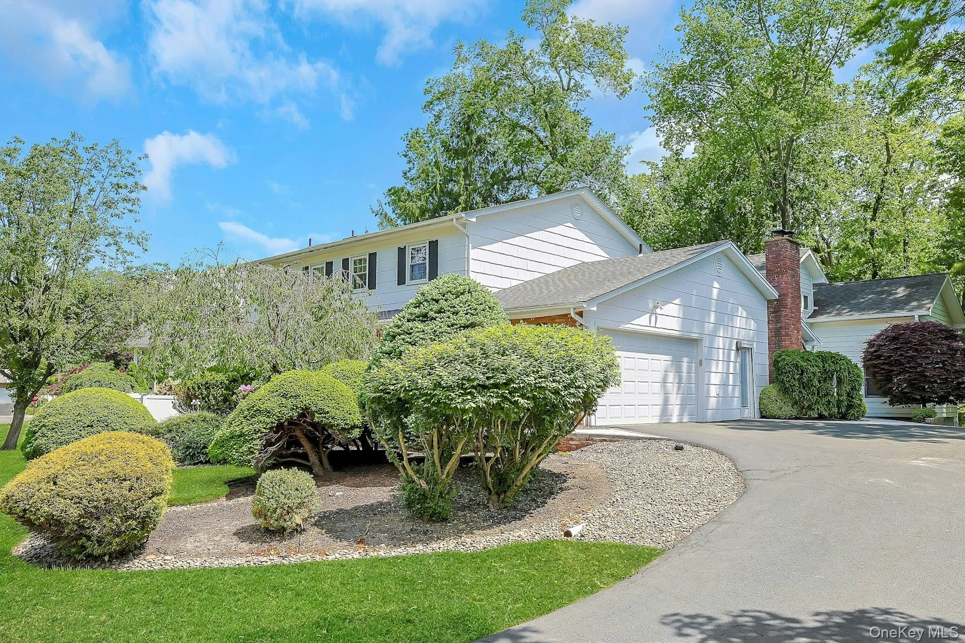 44 Ruth Drive, Clarkstown, NY, 5 Bedrooms Bedrooms, 9 Rooms Rooms,3 BathroomsBathrooms,Residential,For Rent,Ruth,0,983398 44 Ruth Drive, Clarkstown, NY, 5 Bedrooms Bedrooms, 9 Rooms Rooms,3 BathroomsBathrooms,Residential,For Rent,Ruth,0,983398