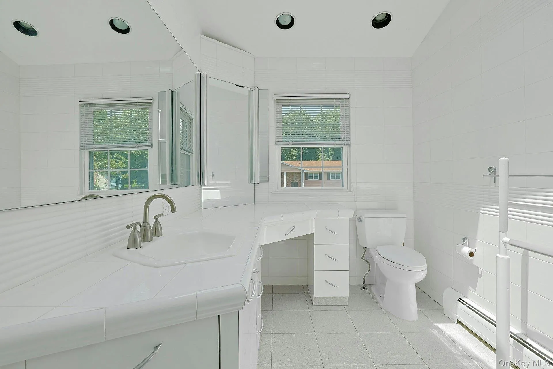 44 Ruth Drive, Clarkstown, NY, 5 Bedrooms Bedrooms, 9 Rooms Rooms,3 BathroomsBathrooms,Residential,For Rent,Ruth,0,983398 44 Ruth Drive, Clarkstown, NY, 5 Bedrooms Bedrooms, 9 Rooms Rooms,3 BathroomsBathrooms,Residential,For Rent,Ruth,0,983398