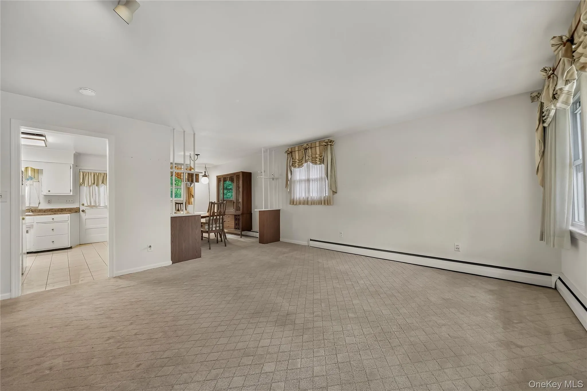 9 Archery Road, Newburgh (town), NY, 3 Bedrooms Bedrooms, 6 Rooms Rooms,1 BathroomBathrooms,Residential,For Rent,Archery,0,983402 9 Archery Road, Newburgh (town), NY, 3 Bedrooms Bedrooms, 6 Rooms Rooms,1 BathroomBathrooms,Residential,For Rent,Archery,0,983402