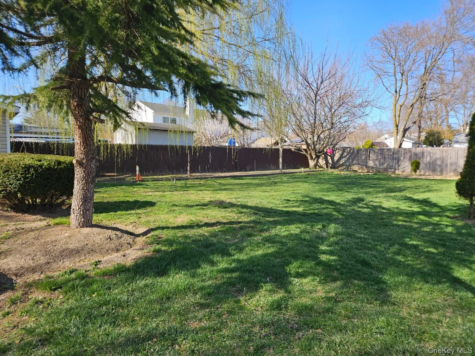 56 Applegate Drive, Islip, NY, 3 Bedrooms Bedrooms, 5 Rooms Rooms,1 BathroomBathrooms,Residential Lease,For Rent,Applegate,0,983404 56 Applegate Drive, Islip, NY, 3 Bedrooms Bedrooms, 5 Rooms Rooms,1 BathroomBathrooms,Residential Lease,For Rent,Applegate,0,983404