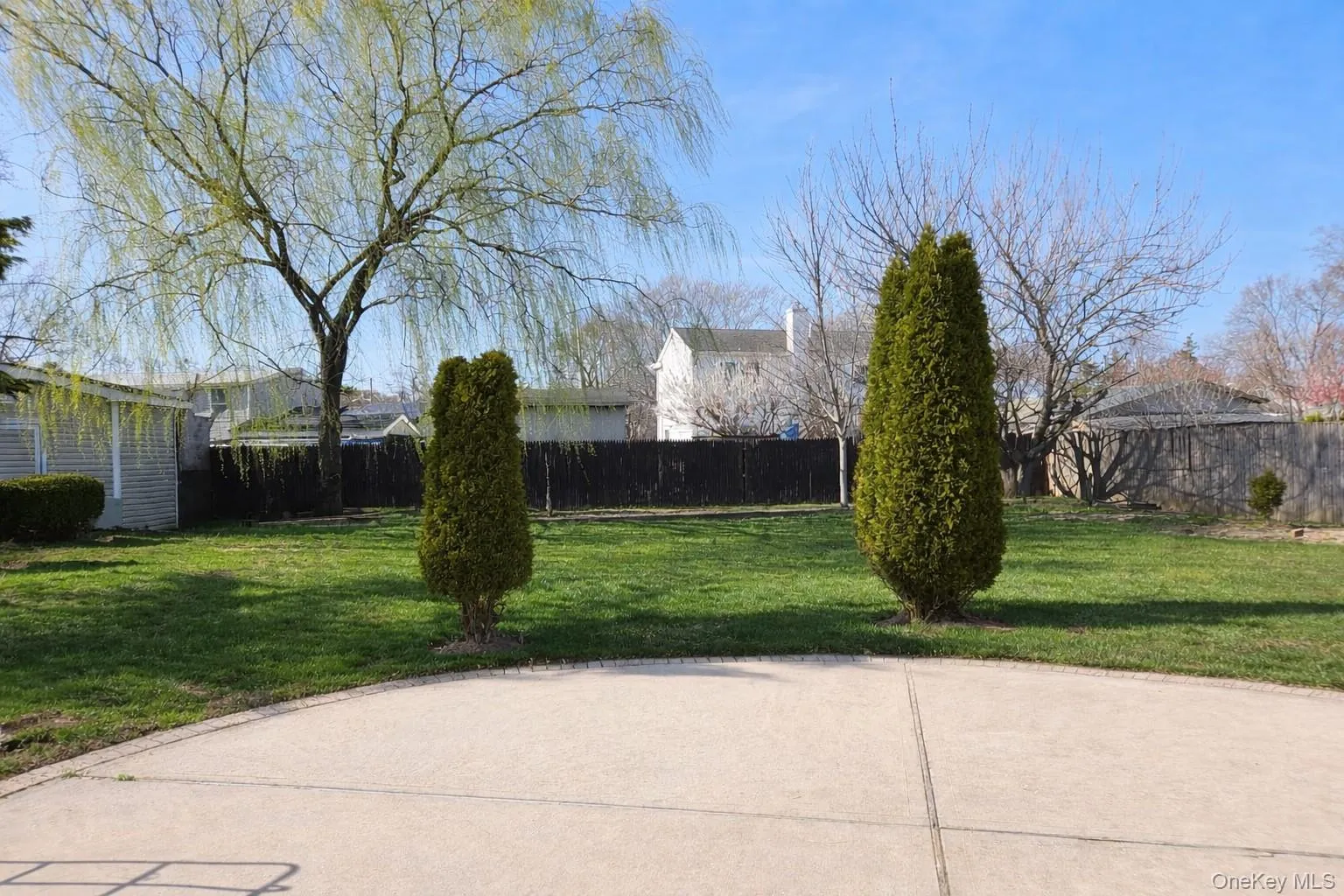 56 Applegate Drive, Islip, NY, 3 Bedrooms Bedrooms, 5 Rooms Rooms,1 BathroomBathrooms,Residential Lease,For Rent,Applegate,0,983404 56 Applegate Drive, Islip, NY, 3 Bedrooms Bedrooms, 5 Rooms Rooms,1 BathroomBathrooms,Residential Lease,For Rent,Applegate,0,983404