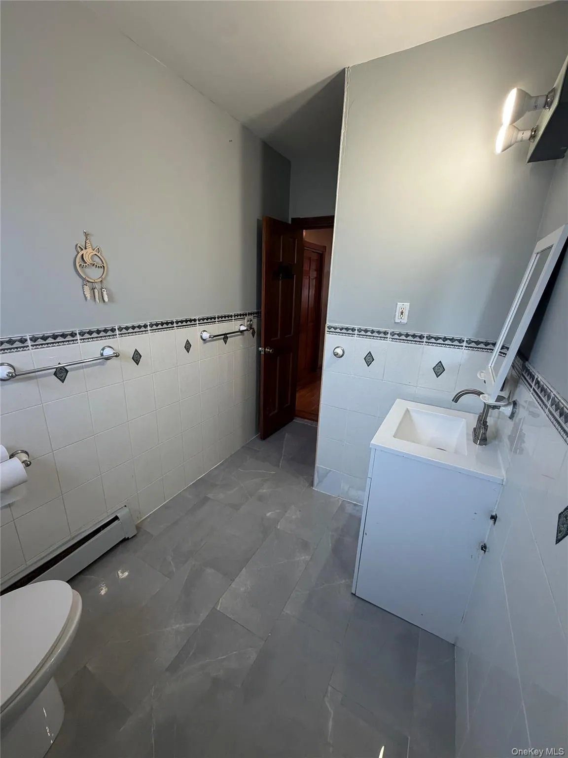 11953 177th Place, New York, NY, 3 Bedrooms Bedrooms, 5 Rooms Rooms,1 BathroomBathrooms,Residential Lease,For Rent,177th,0,983434 11953 177th Place, New York, NY, 3 Bedrooms Bedrooms, 5 Rooms Rooms,1 BathroomBathrooms,Residential Lease,For Rent,177th,0,983434