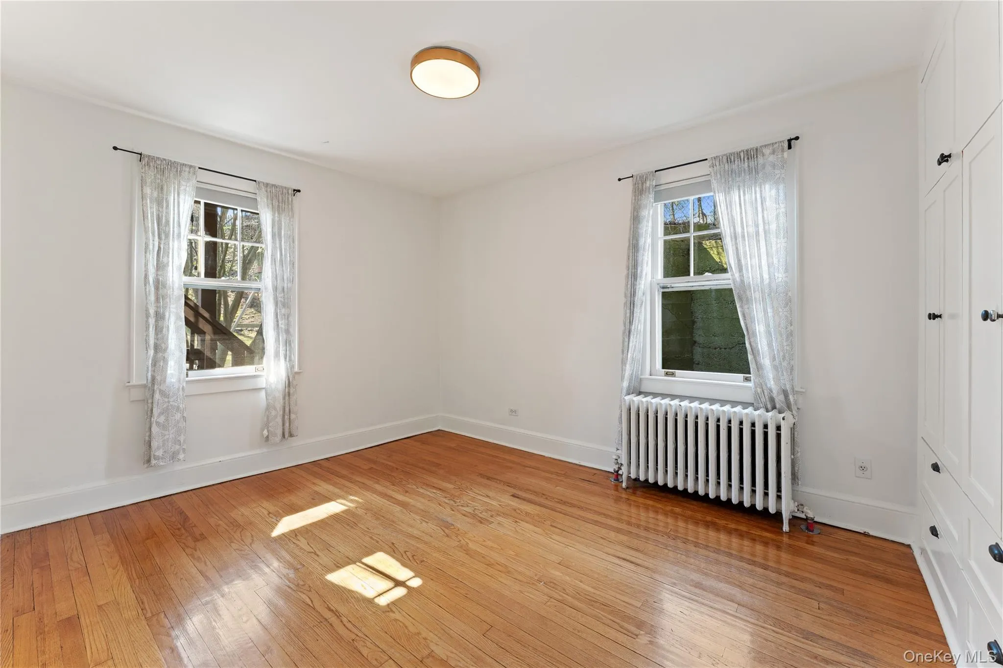 92 Pocantico, Mount Pleasant, NY, 5 Bedrooms Bedrooms, 9 Rooms Rooms,2 BathroomsBathrooms,Residential Lease,For Rent,Pocantico,0,983448 92 Pocantico, Mount Pleasant, NY, 5 Bedrooms Bedrooms, 9 Rooms Rooms,2 BathroomsBathrooms,Residential Lease,For Rent,Pocantico,0,983448