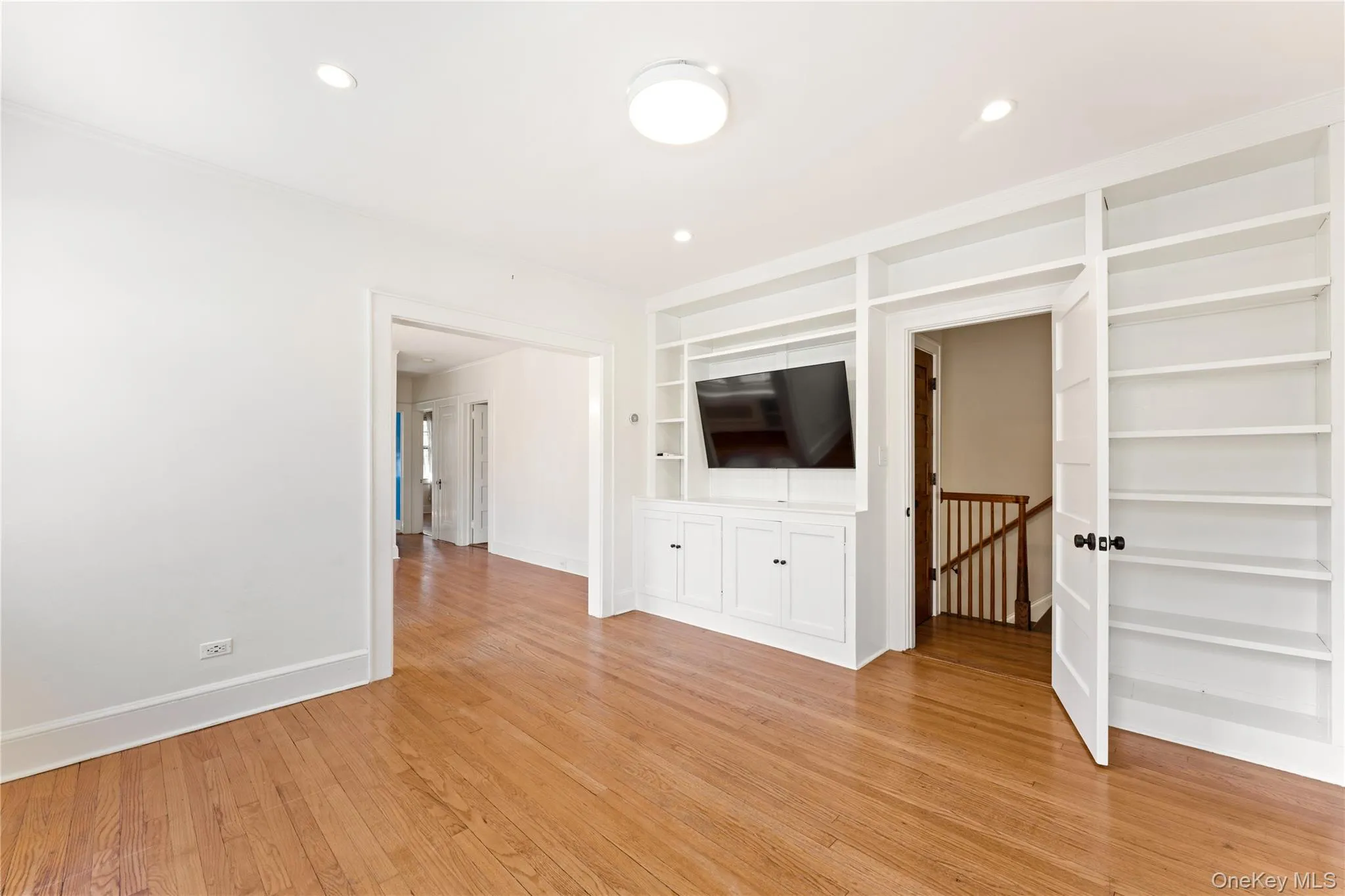 92 Pocantico, Mount Pleasant, NY, 5 Bedrooms Bedrooms, 9 Rooms Rooms,2 BathroomsBathrooms,Residential Lease,For Rent,Pocantico,0,983448 92 Pocantico, Mount Pleasant, NY, 5 Bedrooms Bedrooms, 9 Rooms Rooms,2 BathroomsBathrooms,Residential Lease,For Rent,Pocantico,0,983448