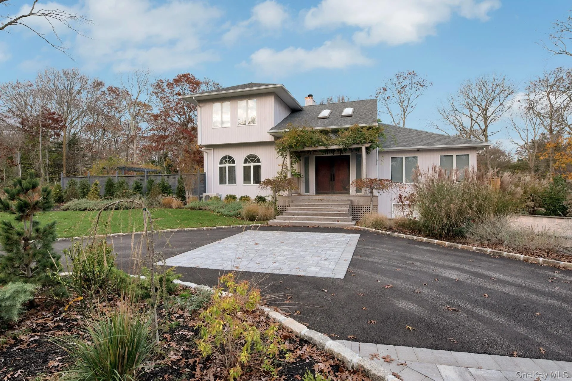 35 Bay Avenue, Southampton, NY, 4 Bedrooms Bedrooms, 8 Rooms Rooms,3 BathroomsBathrooms,Residential Lease,For Rent,Bay,0,983450 35 Bay Avenue, Southampton, NY, 4 Bedrooms Bedrooms, 8 Rooms Rooms,3 BathroomsBathrooms,Residential Lease,For Rent,Bay,0,983450