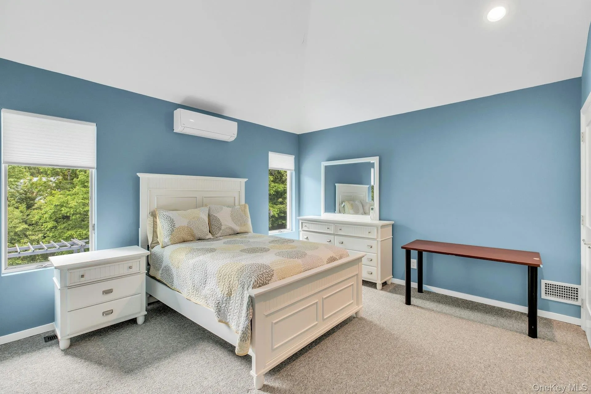 35 Bay Avenue, Southampton, NY, 4 Bedrooms Bedrooms, 8 Rooms Rooms,3 BathroomsBathrooms,Residential Lease,For Rent,Bay,0,983450 35 Bay Avenue, Southampton, NY, 4 Bedrooms Bedrooms, 8 Rooms Rooms,3 BathroomsBathrooms,Residential Lease,For Rent,Bay,0,983450