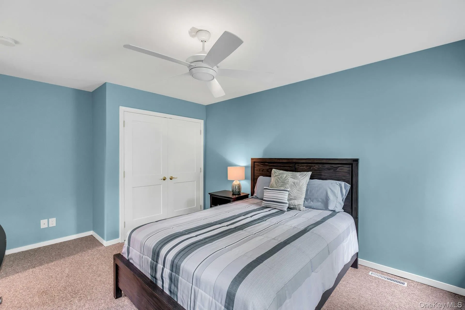 35 Bay Avenue, Southampton, NY, 4 Bedrooms Bedrooms, 8 Rooms Rooms,3 BathroomsBathrooms,Residential Lease,For Rent,Bay,0,983450 35 Bay Avenue, Southampton, NY, 4 Bedrooms Bedrooms, 8 Rooms Rooms,3 BathroomsBathrooms,Residential Lease,For Rent,Bay,0,983450