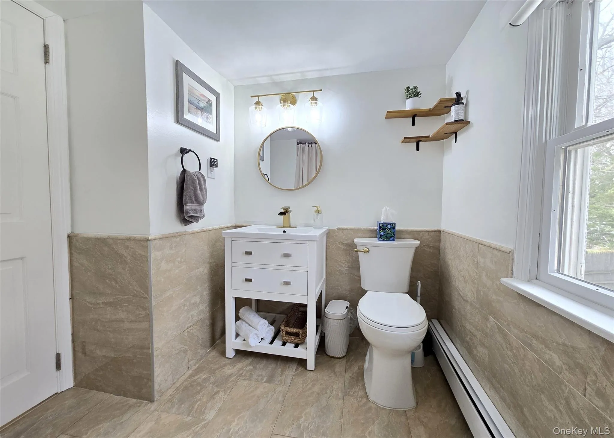 2nd bathroom 2nd bathroom