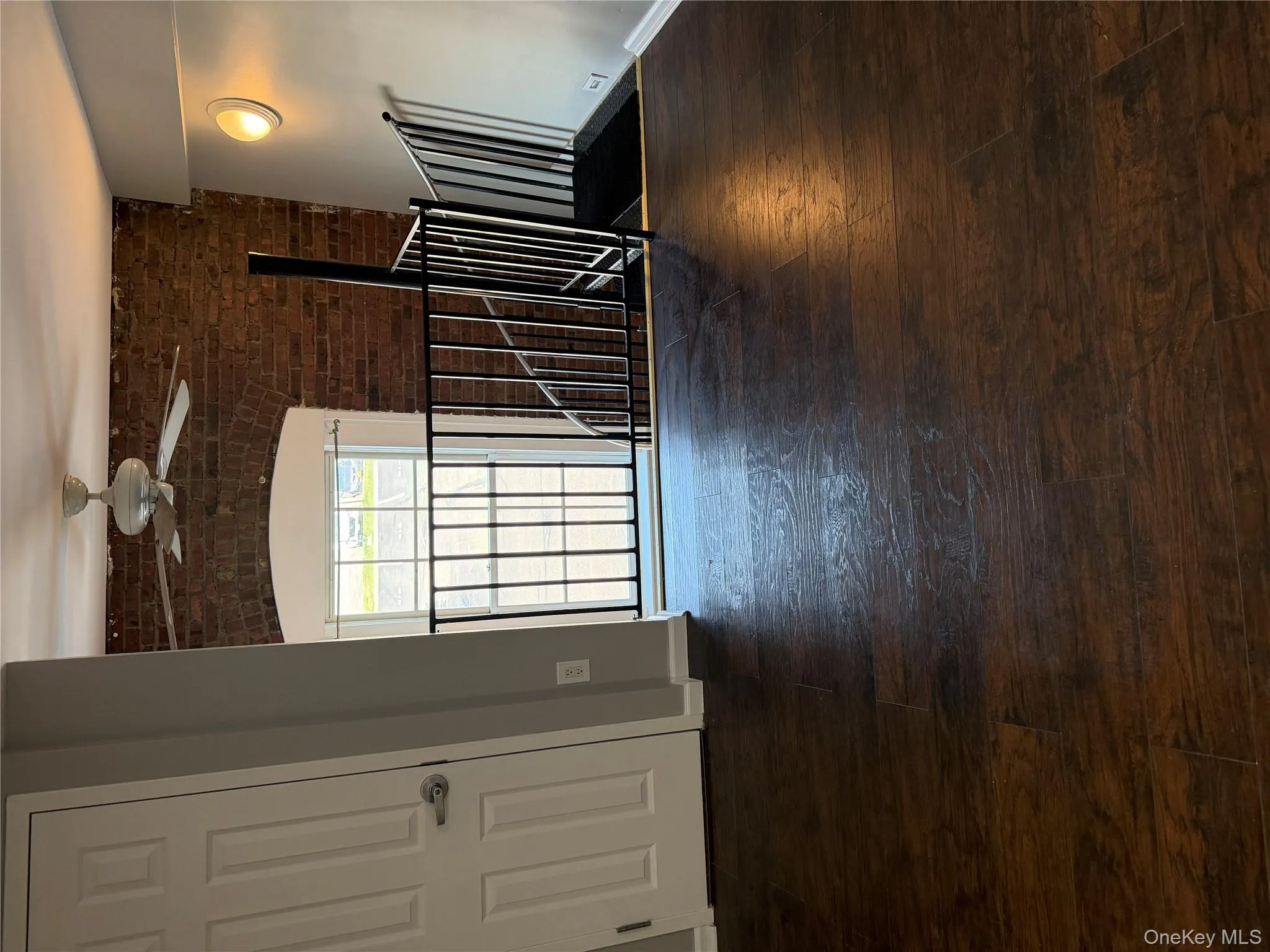 94 4th Avenue, Islip, NY, 2 Rooms Rooms,1 BathroomBathrooms,Residential Lease,For Rent,4th,0,983455 94 4th Avenue, Islip, NY, 2 Rooms Rooms,1 BathroomBathrooms,Residential Lease,For Rent,4th,0,983455